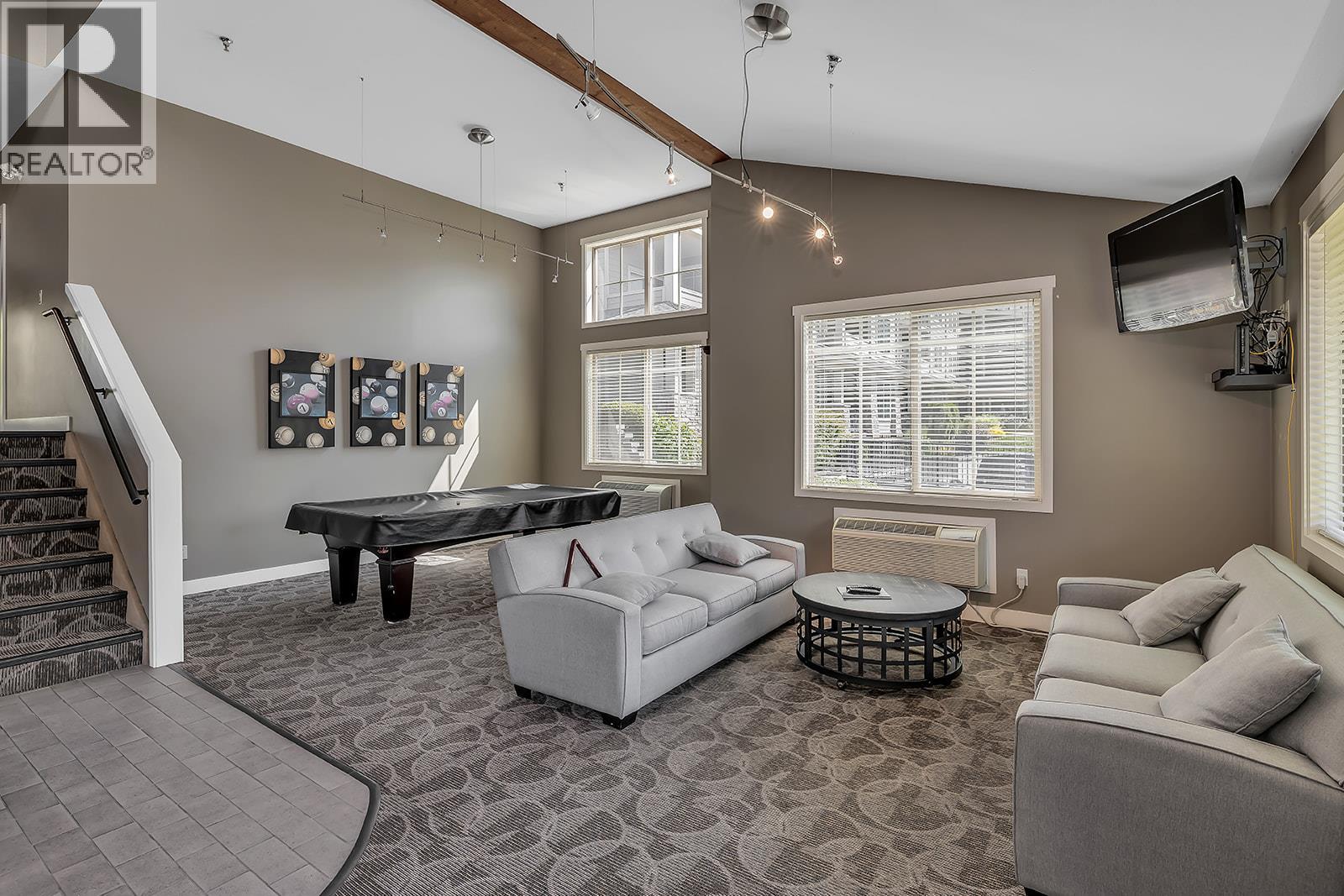 3731 Casorso Road Unit# 118