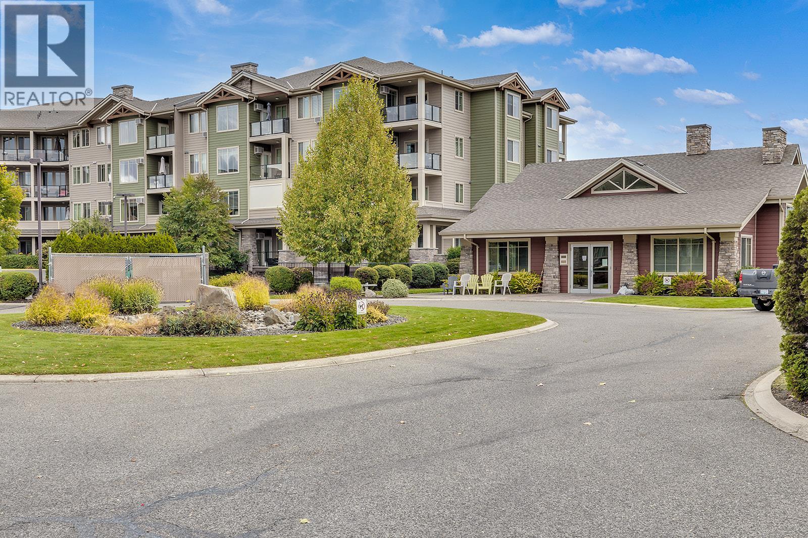 3731 Casorso Road Unit# 118