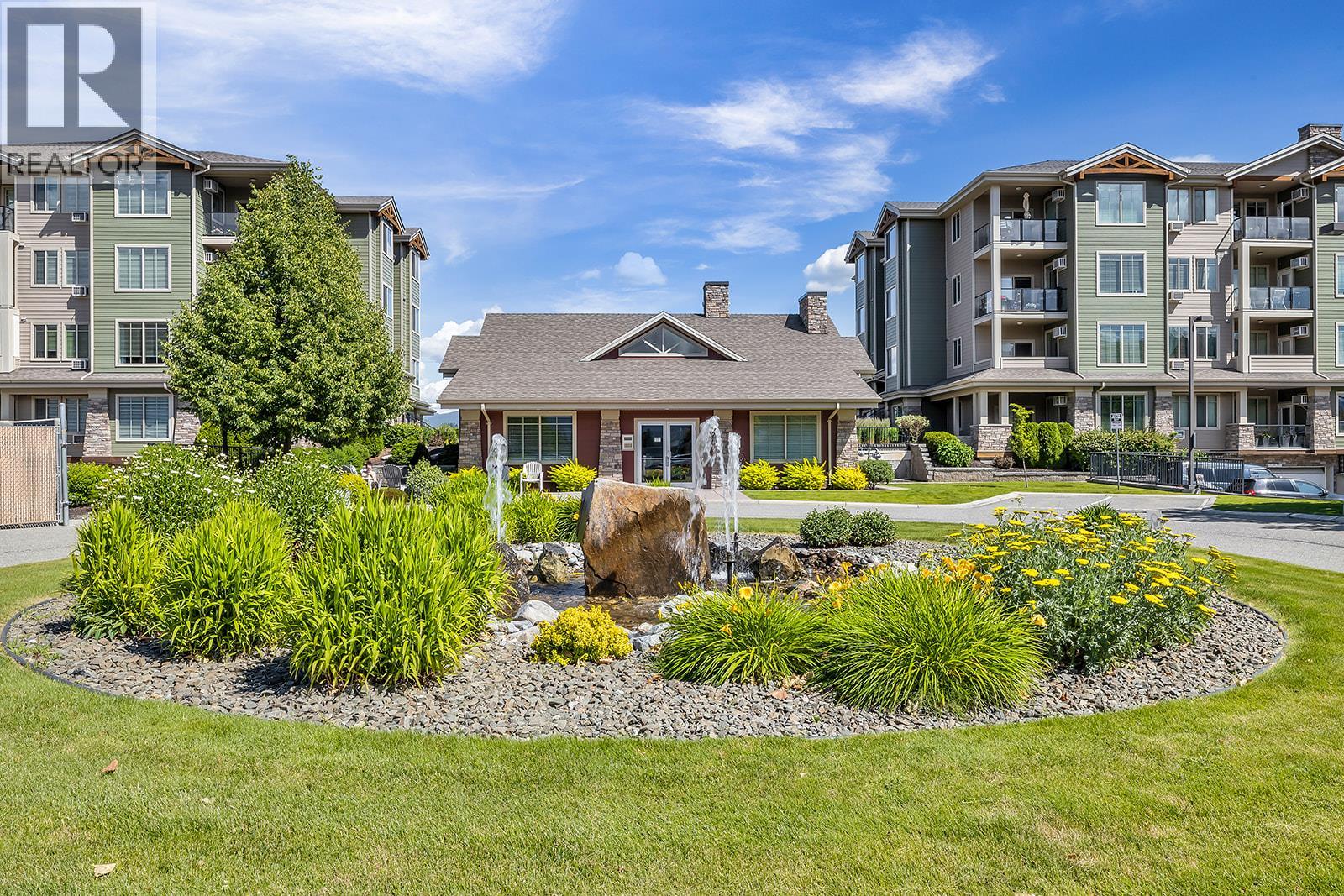 3731 Casorso Road Unit# 118