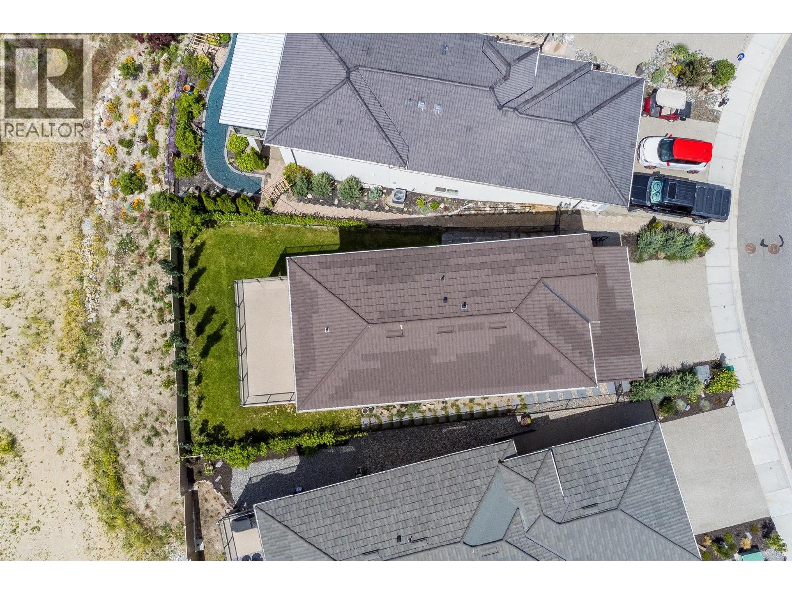1846 Viewpoint Crescent