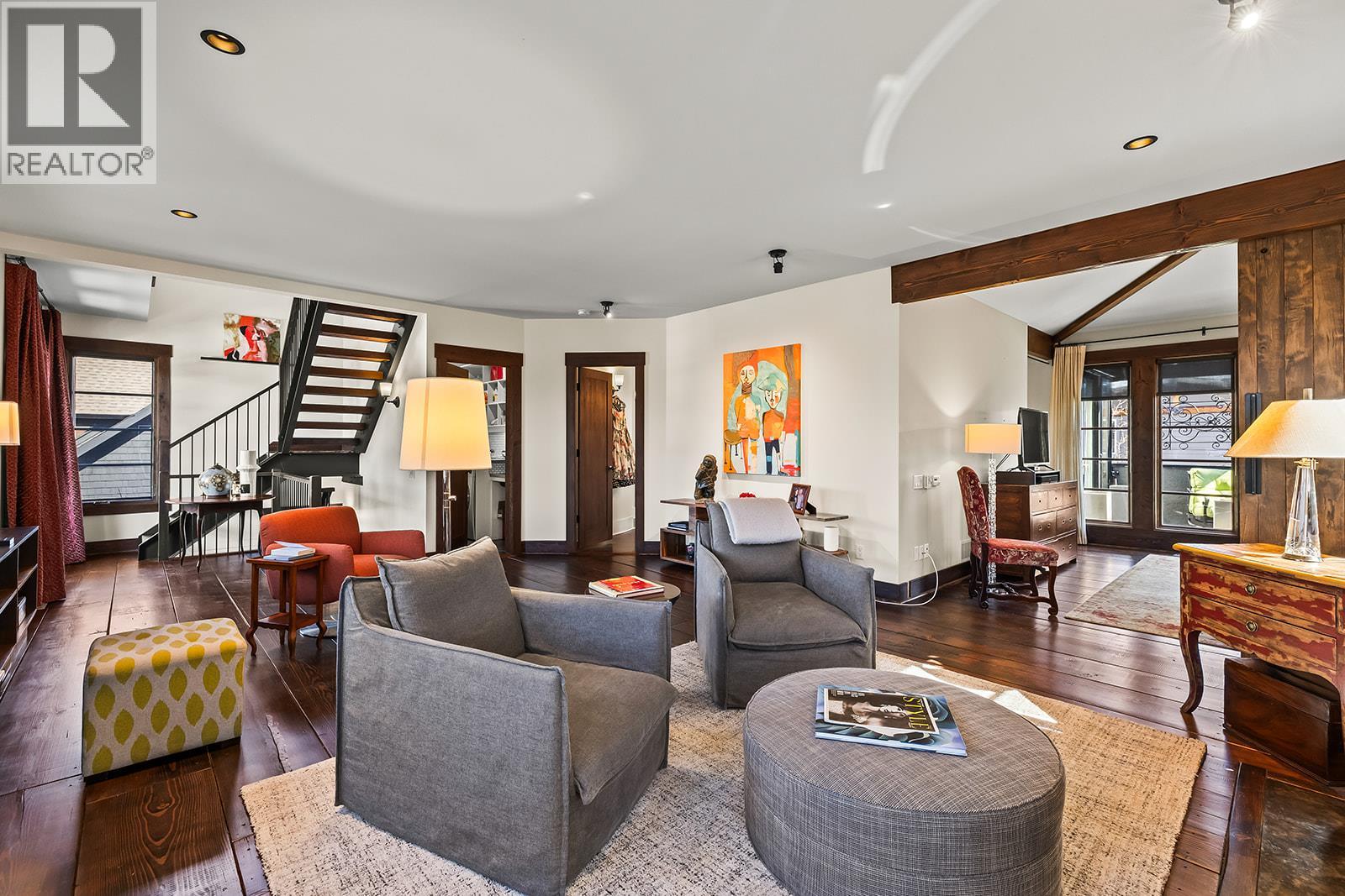 2673 Bath Street