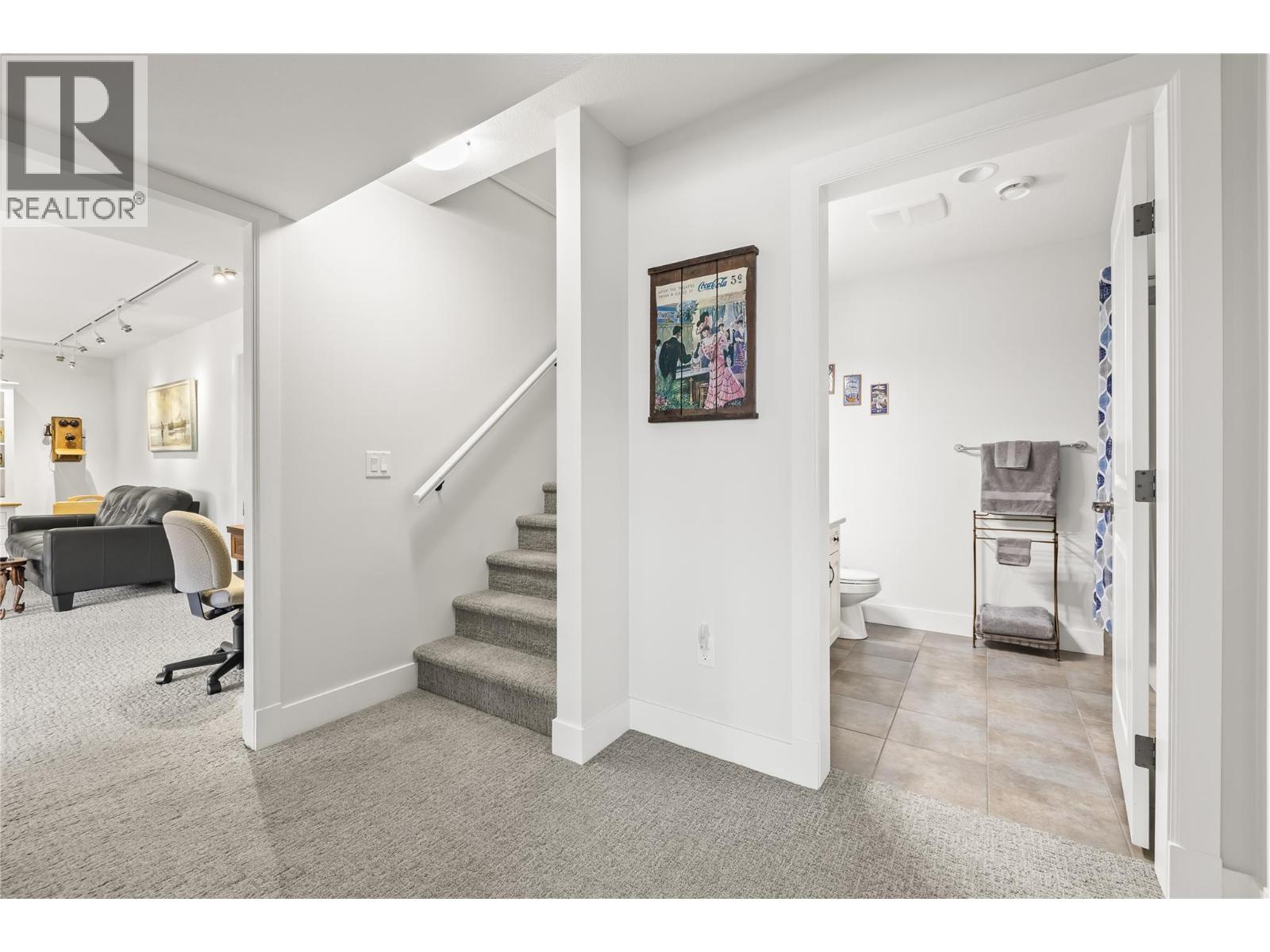2194 Alvarado Trail