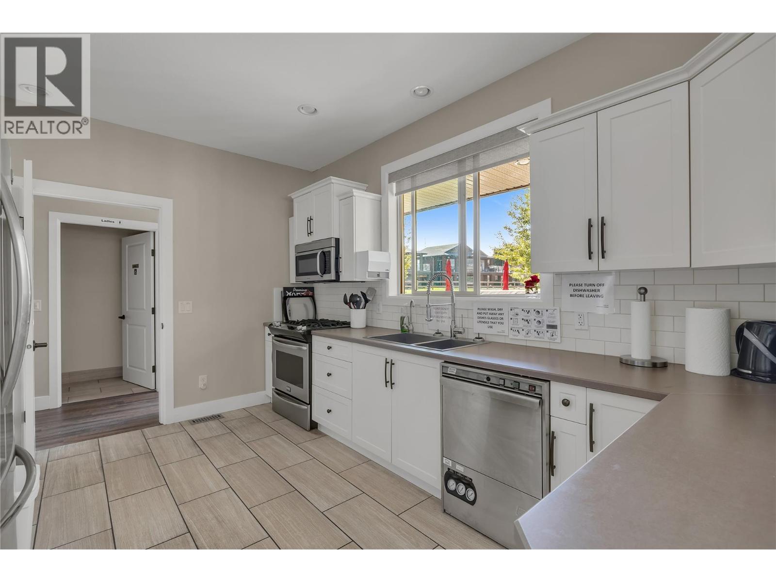 3694 Sonoma Pines Drive