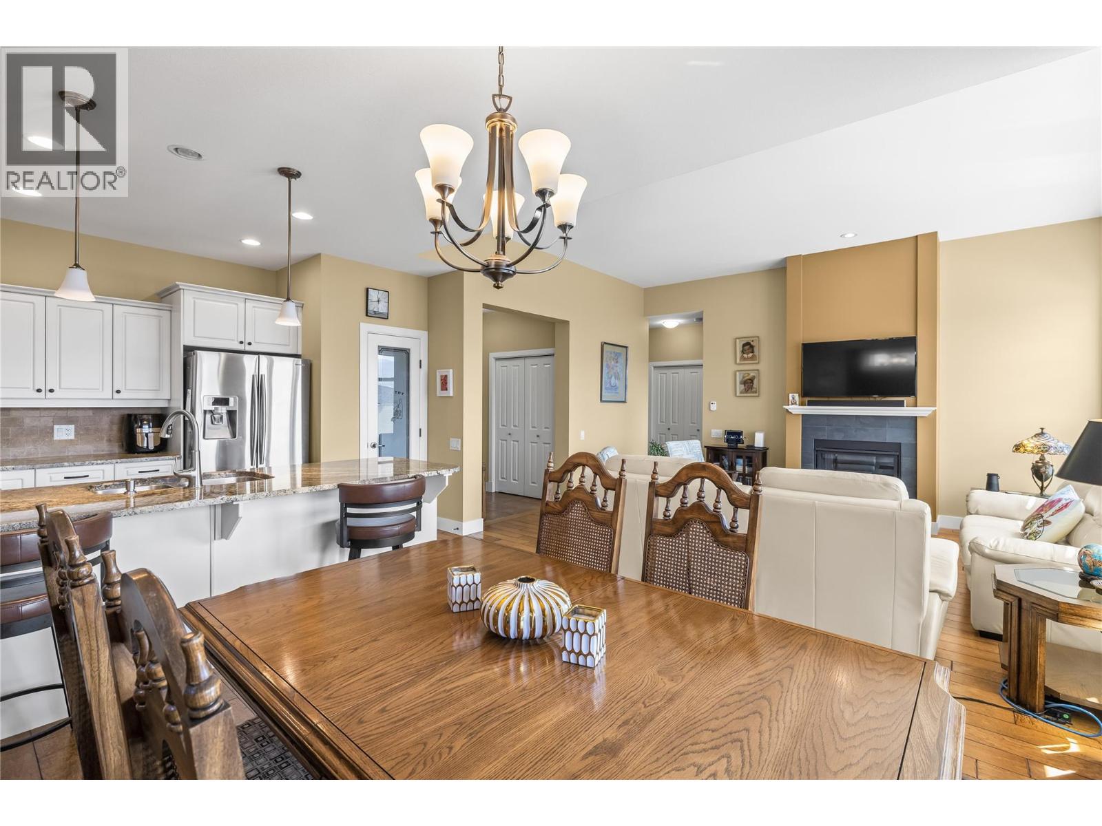 2194 Alvarado Trail