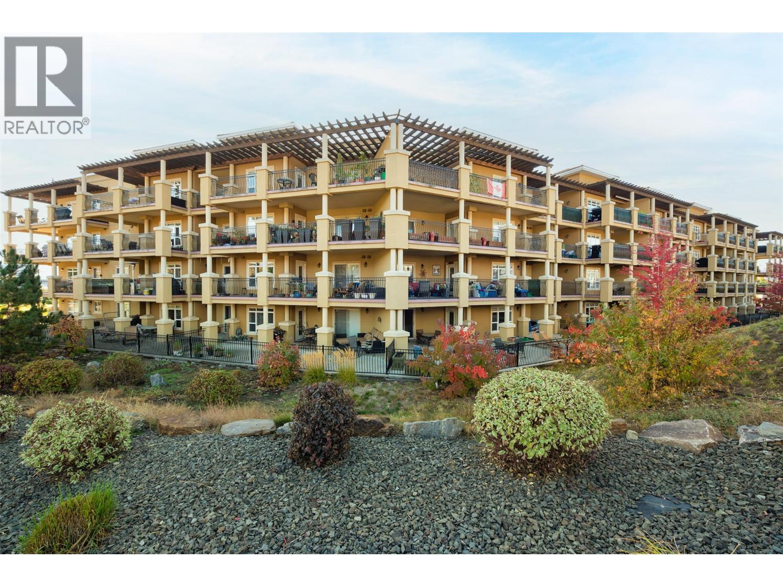 2070 Boucherie Road Unit# 517 Lot# 24-1-4