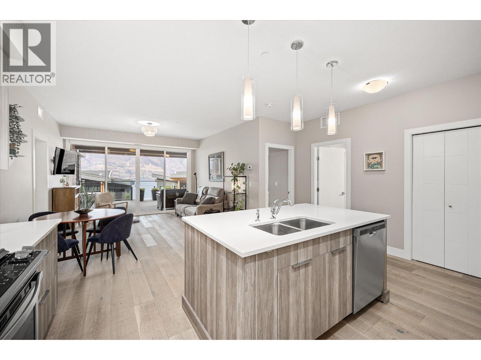 3475 Granite Close Unit# 109