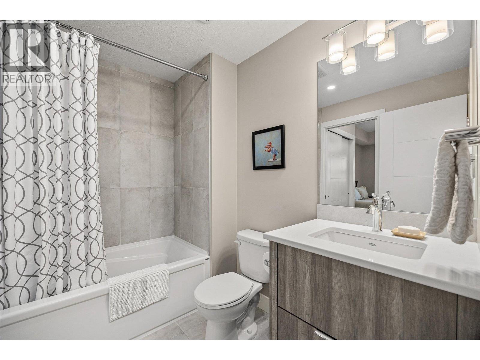 3475 Granite Close Unit# 109