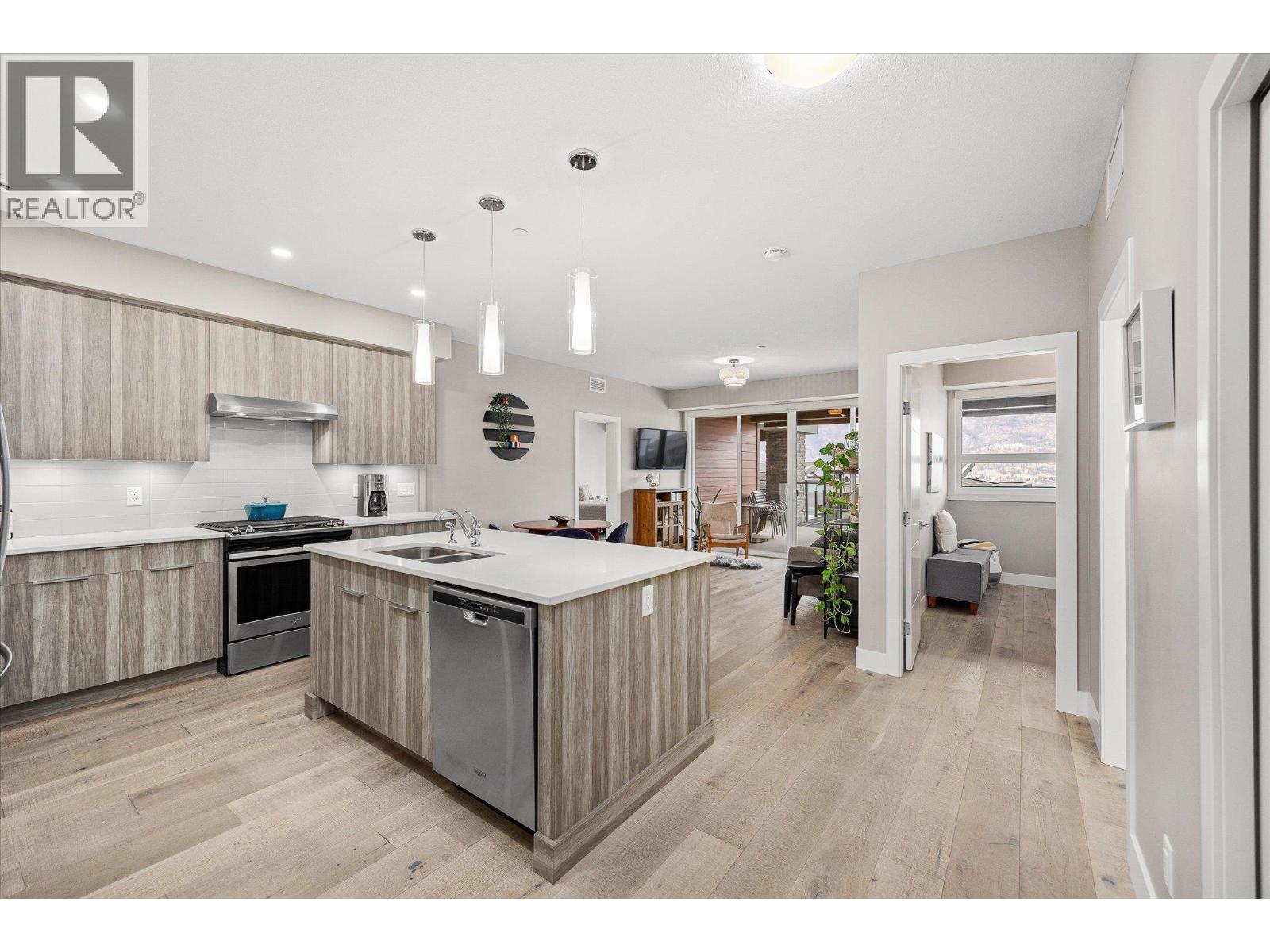 3475 Granite Close Unit# 109