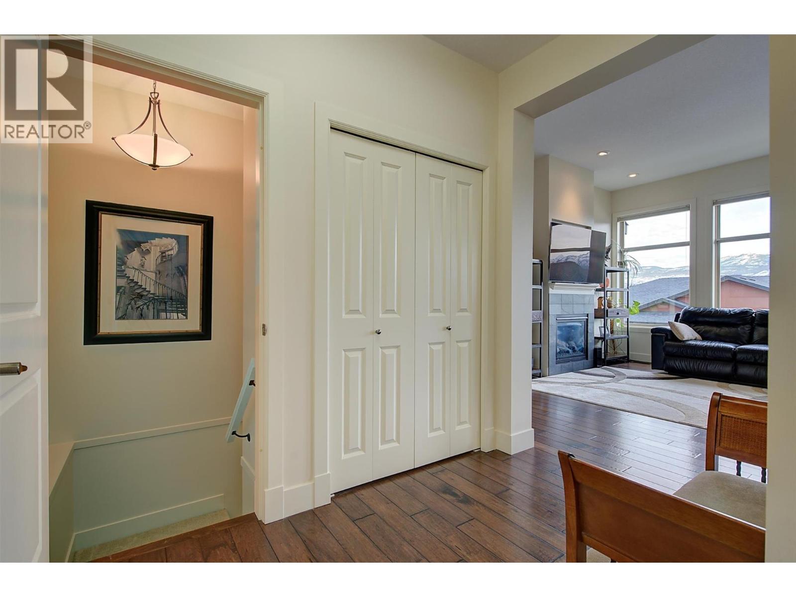 2190 Alvarado Trail