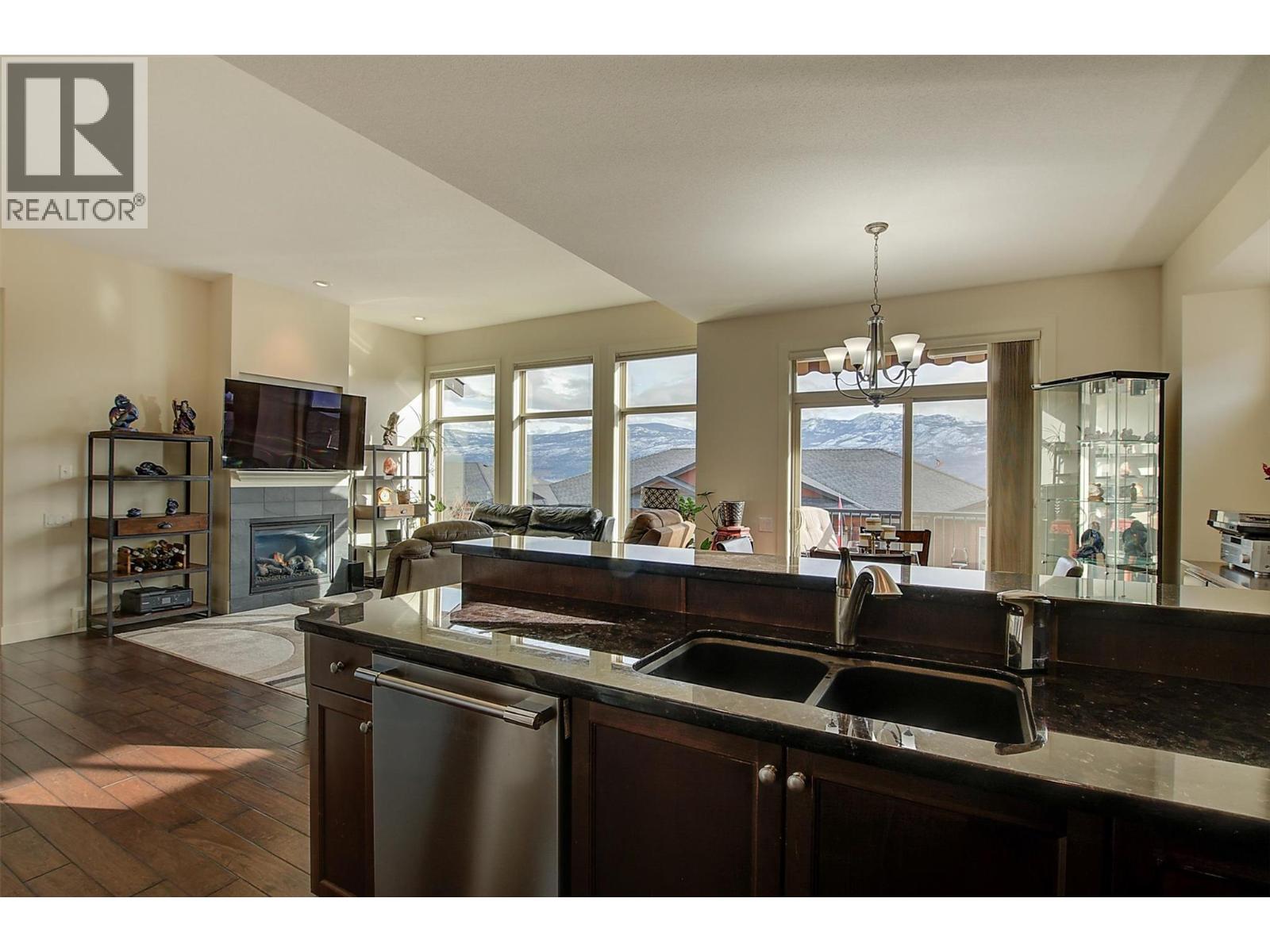 2190 Alvarado Trail