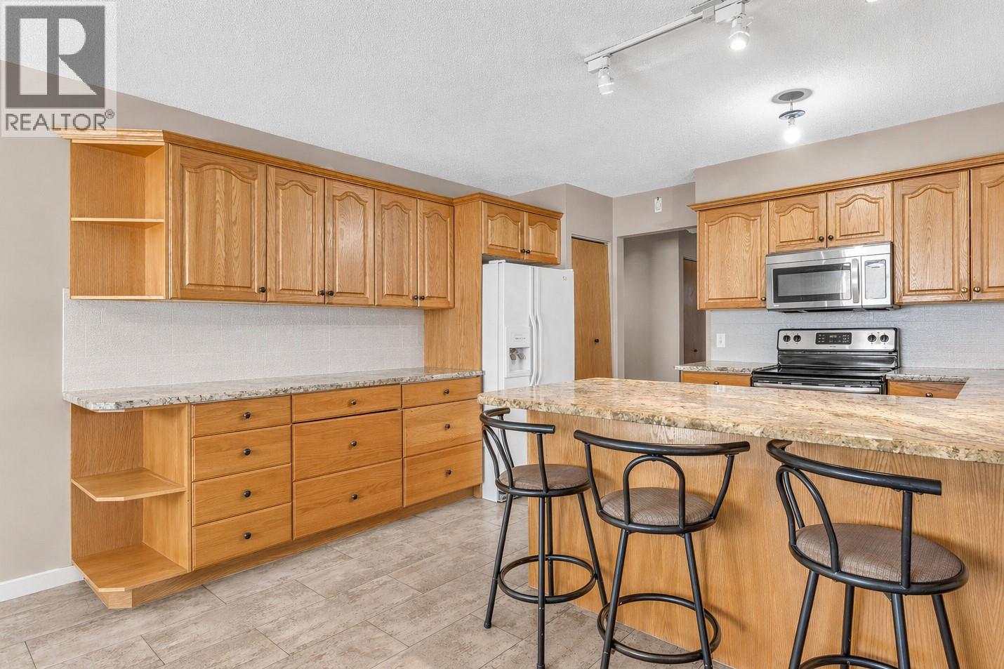 1525 Friesen Road