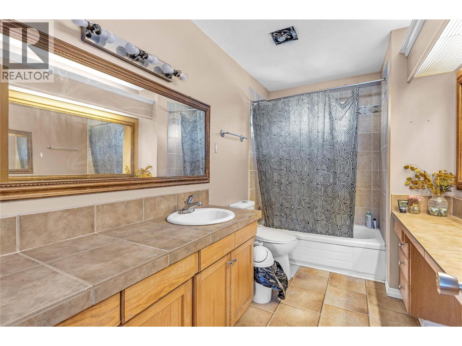 1525 Friesen Road