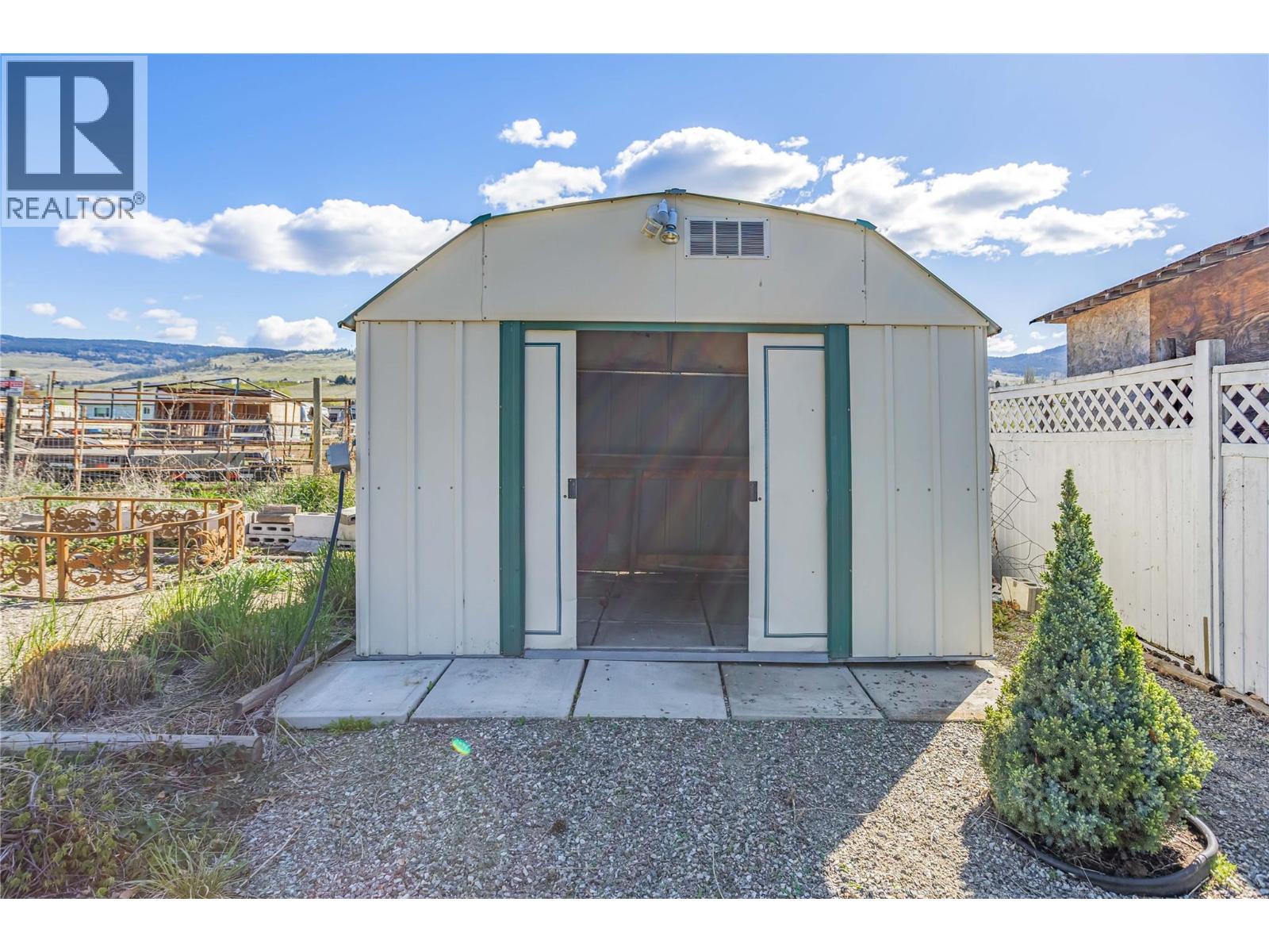 1525 Friesen Road