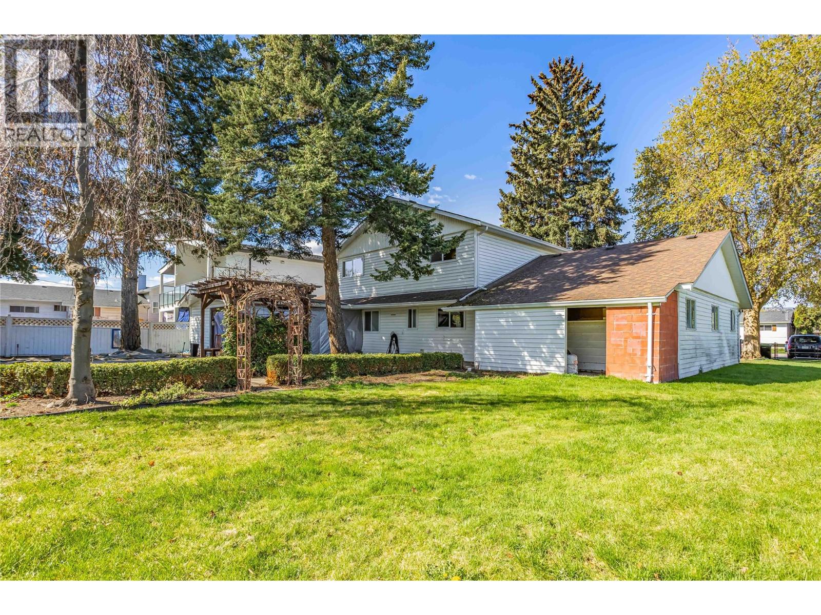 1525 Friesen Road