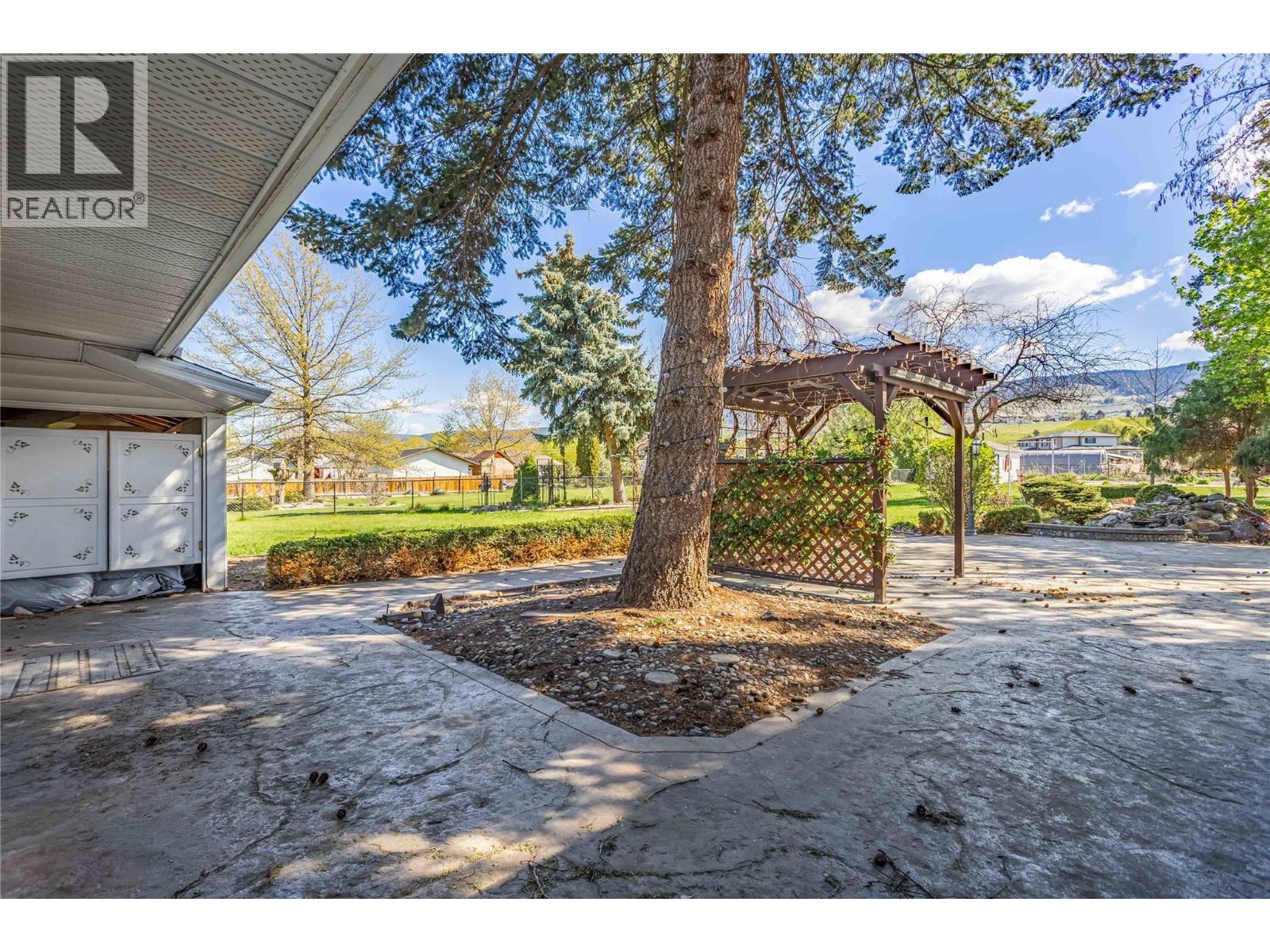 1525 Friesen Road