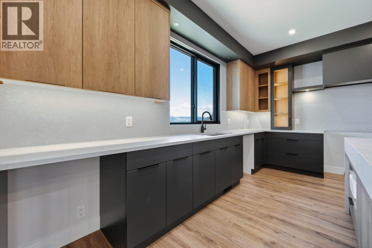 1120 Collinson Court