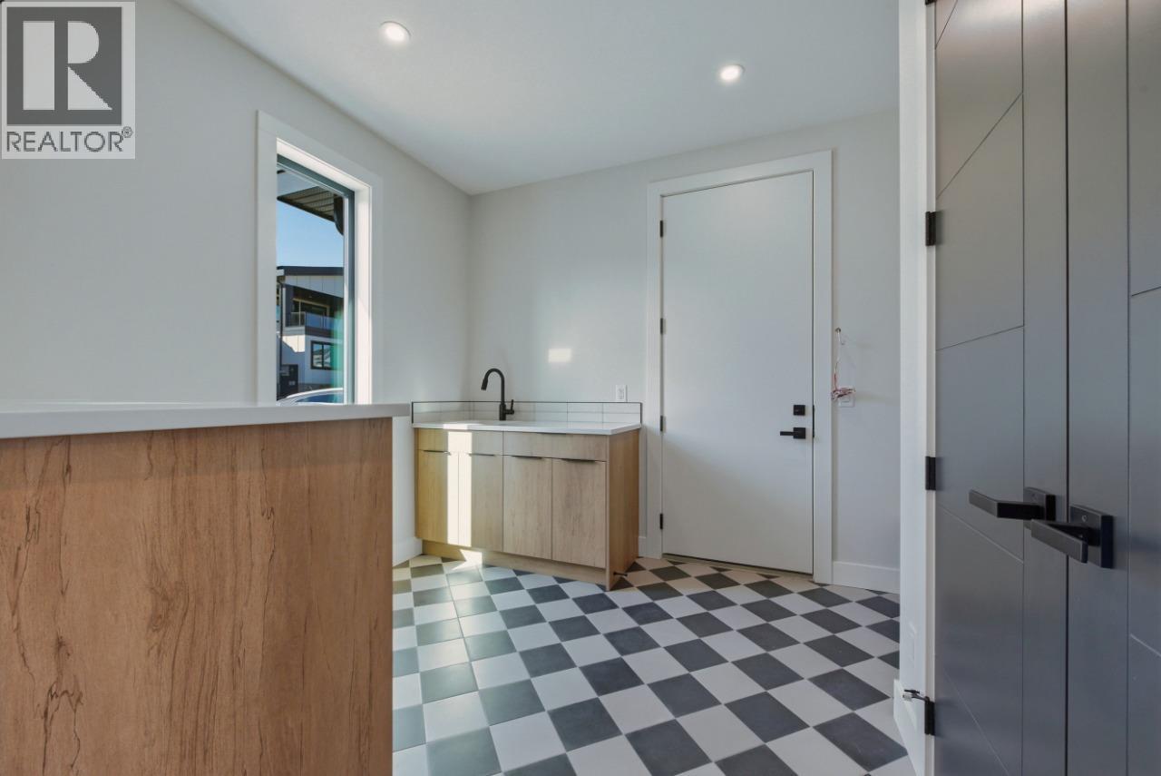 1120 Collinson Court