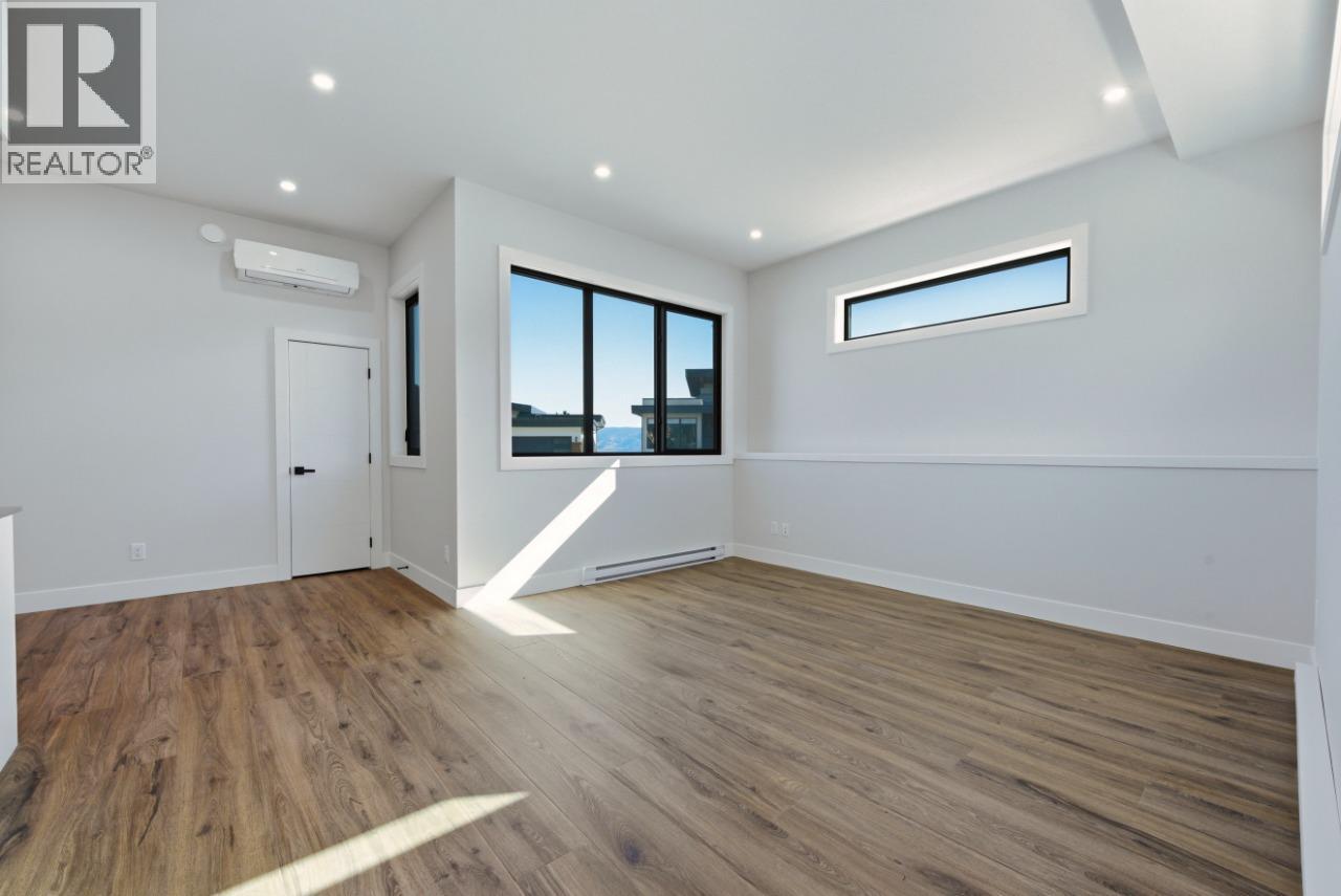 1120 Collinson Court