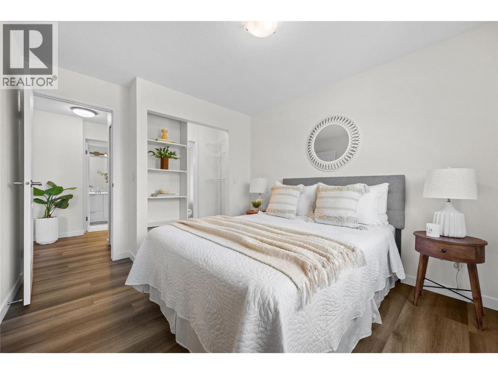 3180 De Montreuil Court Unit# 310