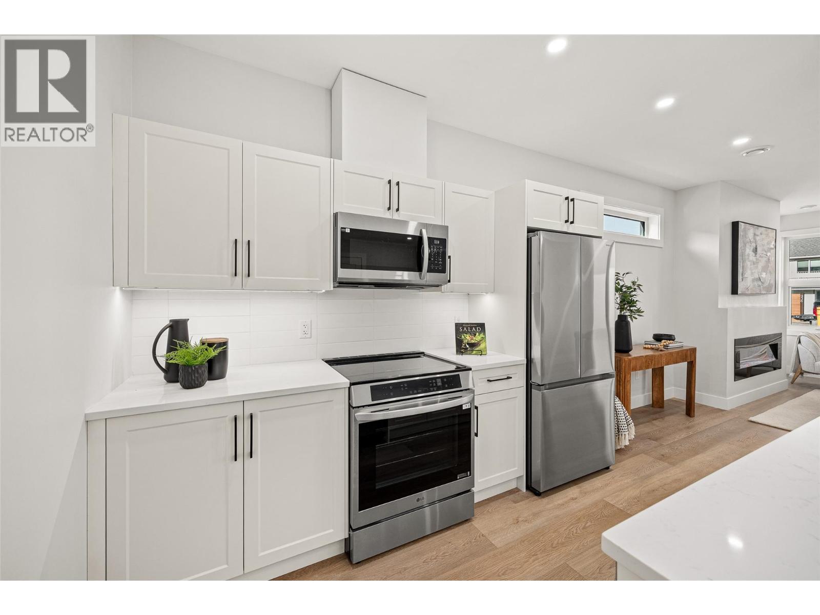 943 Fuller Avenue Unit# 2