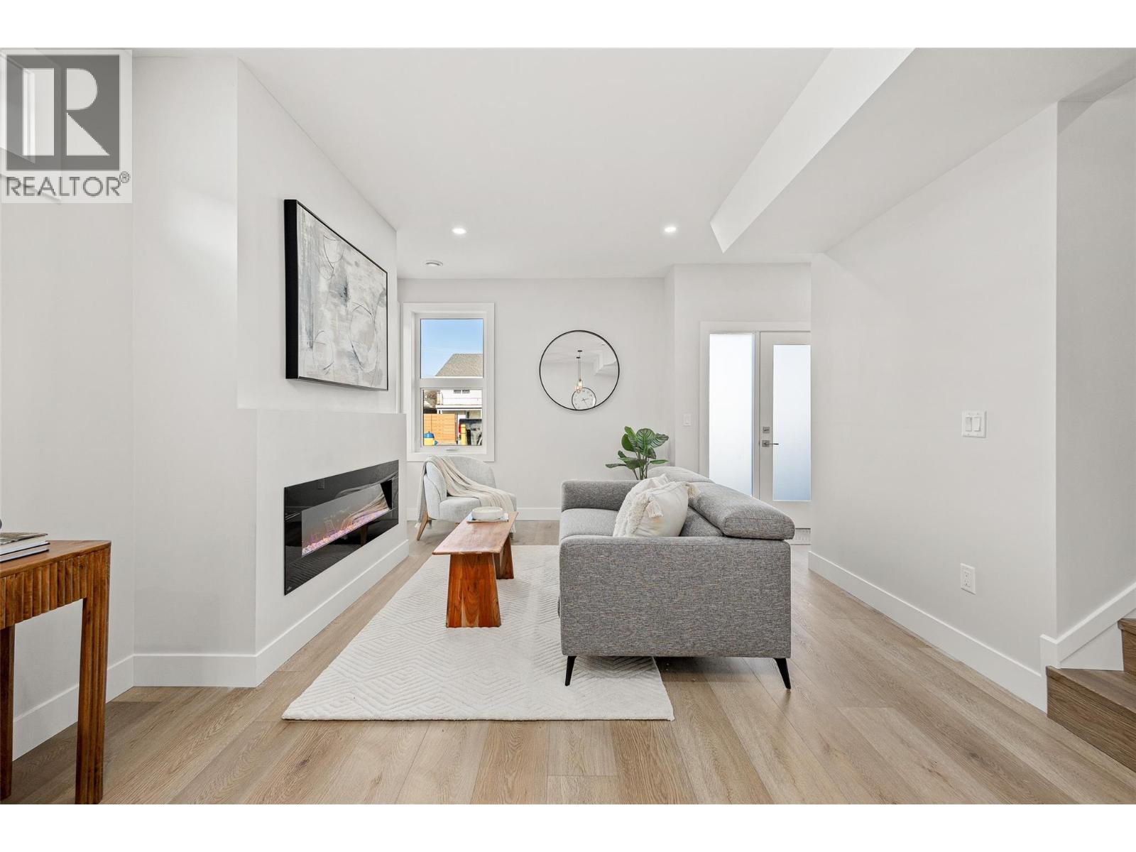 943 Fuller Avenue Unit# 2
