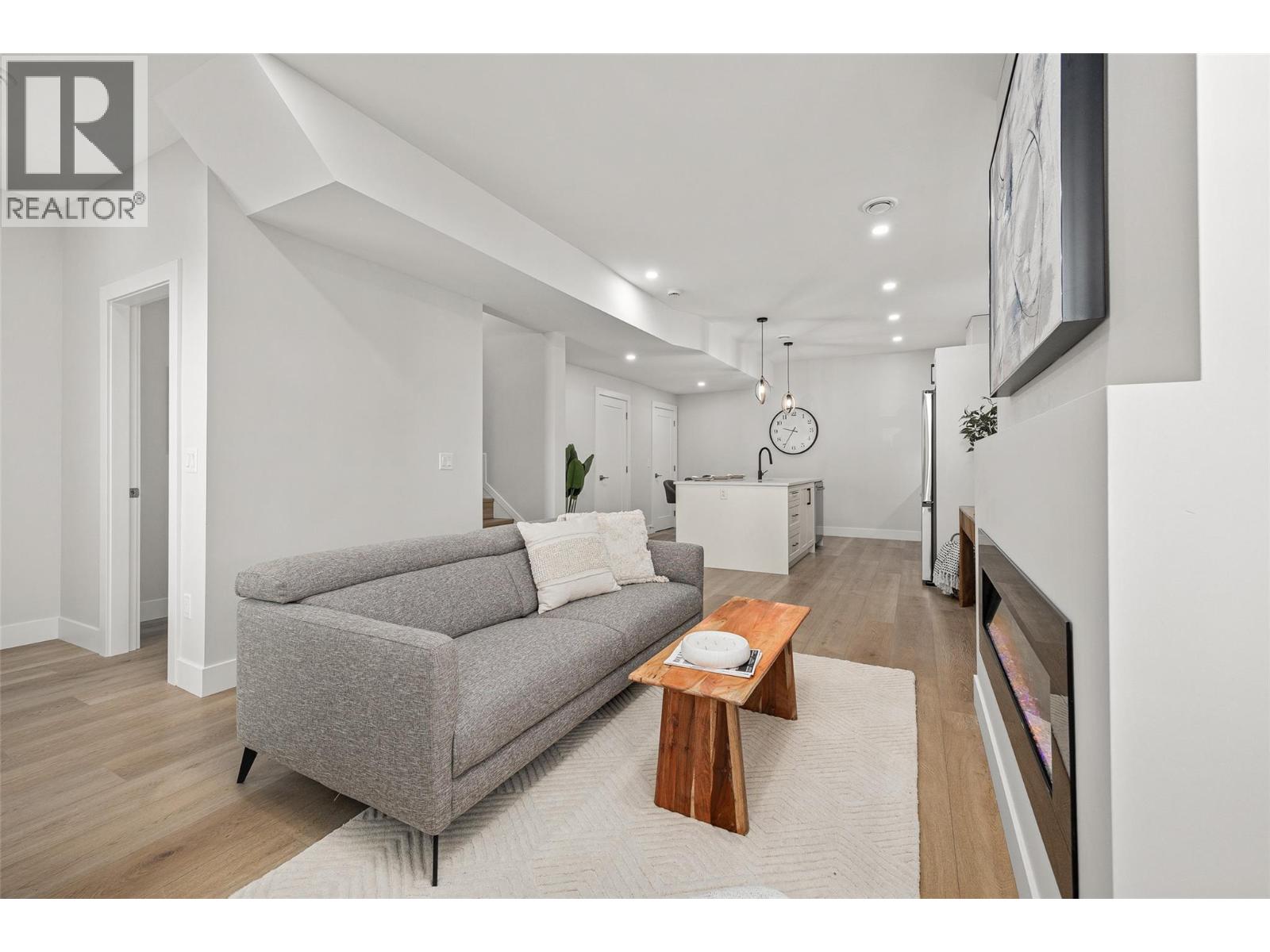 943 Fuller Avenue Unit# 2