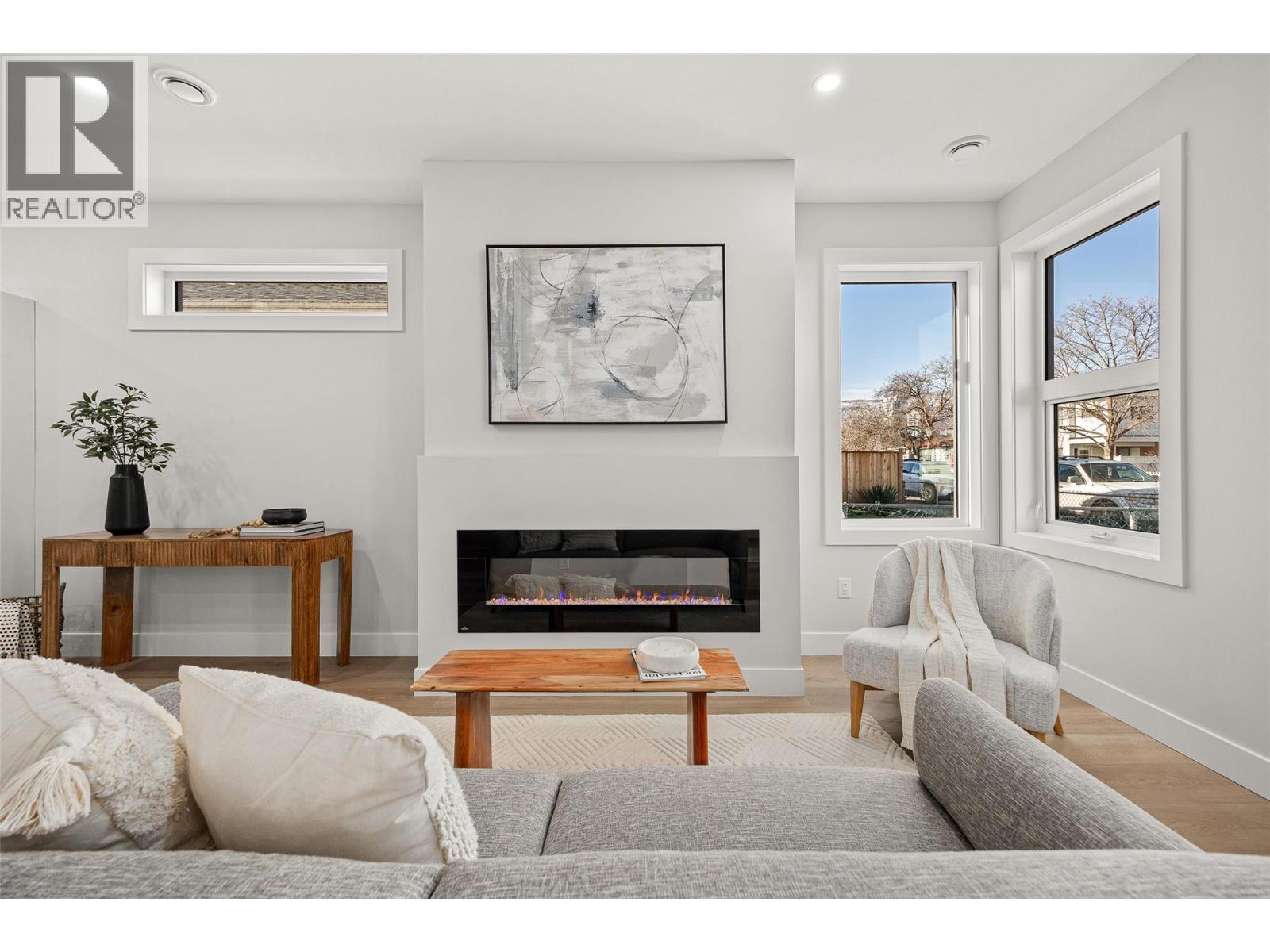 943 Fuller Avenue Unit# 2