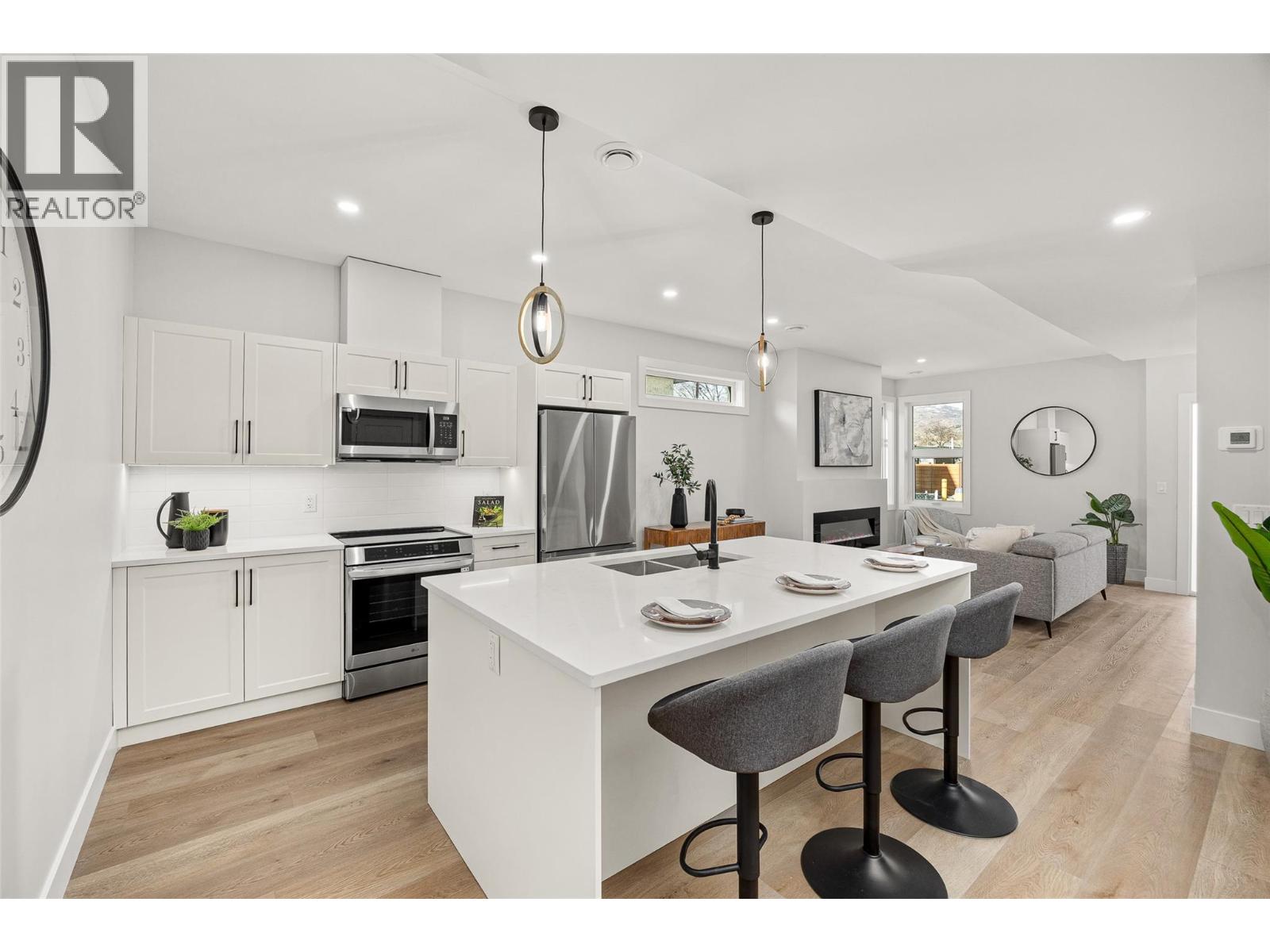 943 Fuller Avenue Unit# 2