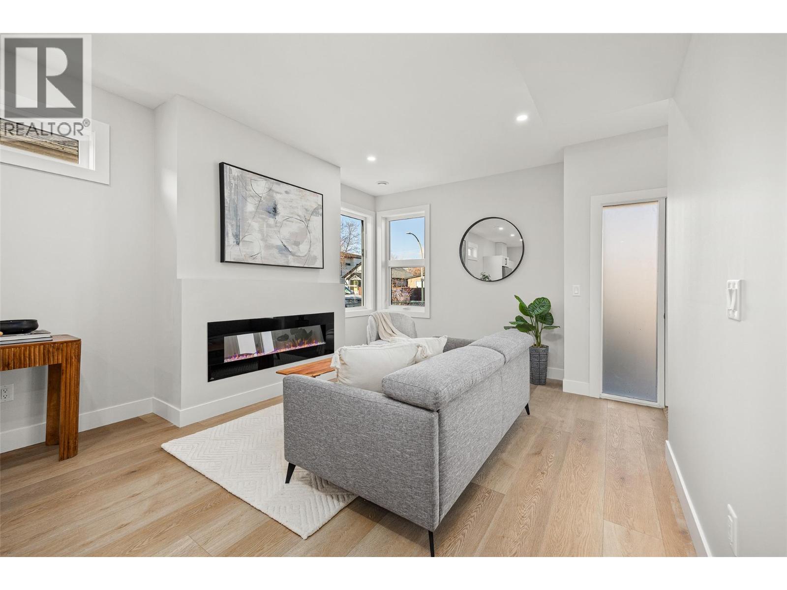 943 Fuller Avenue Unit# 2