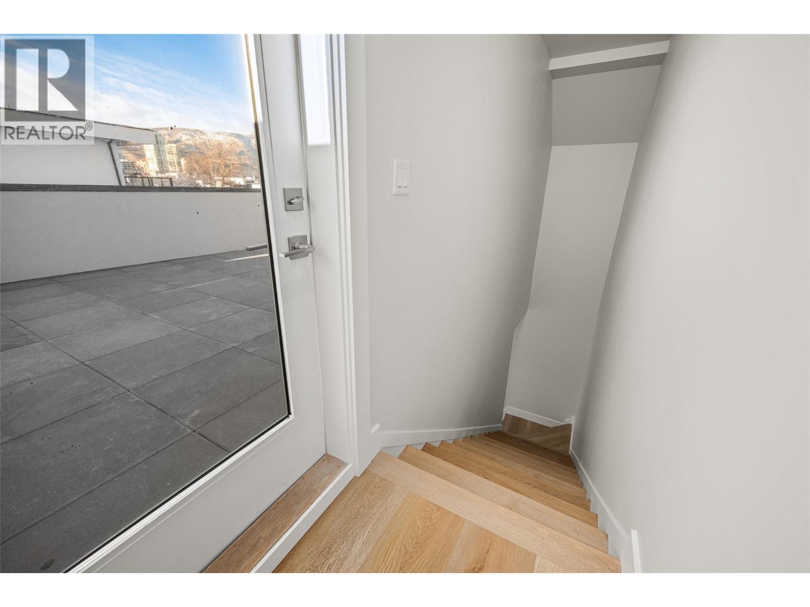 943 Fuller Avenue Unit# 2