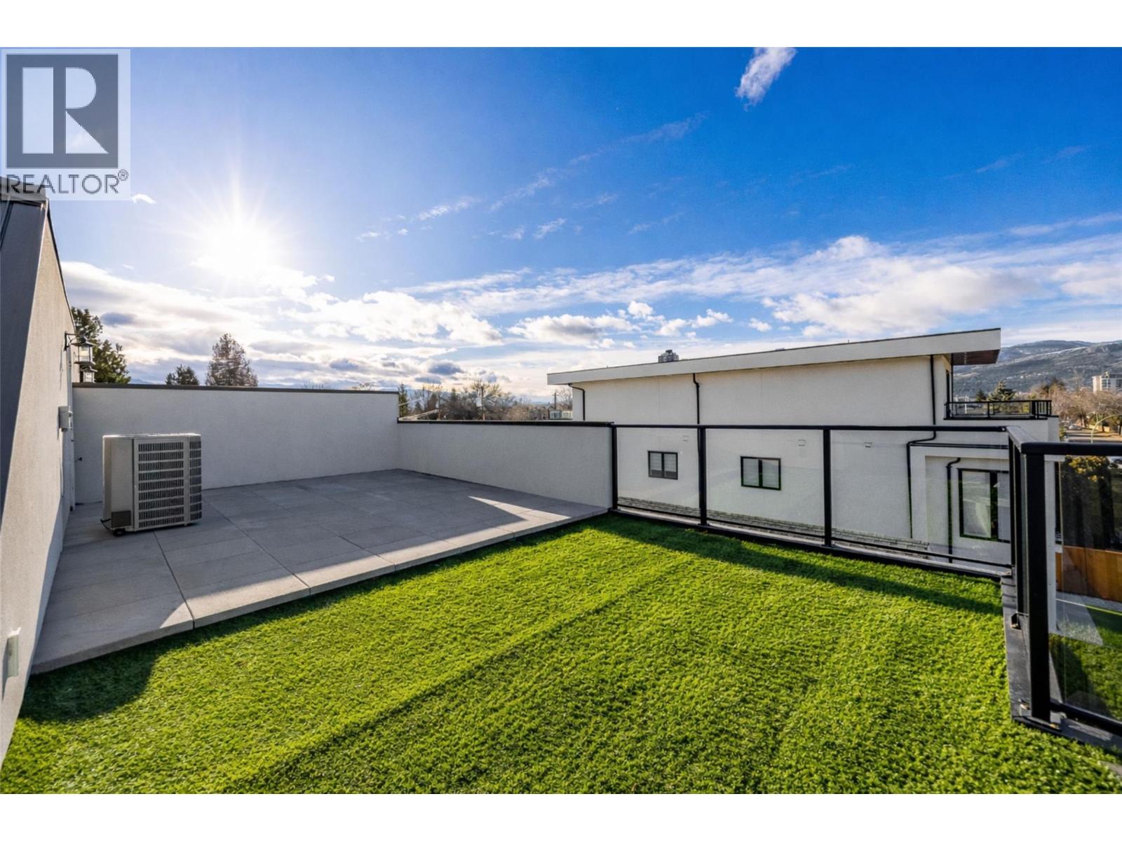 943 Fuller Avenue Unit# 2