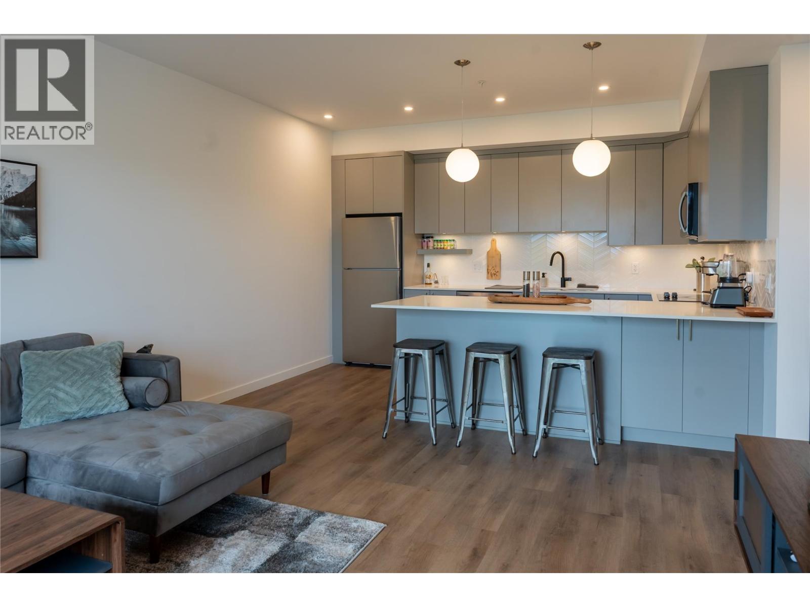 1301 Belaire Avenue Unit# 514