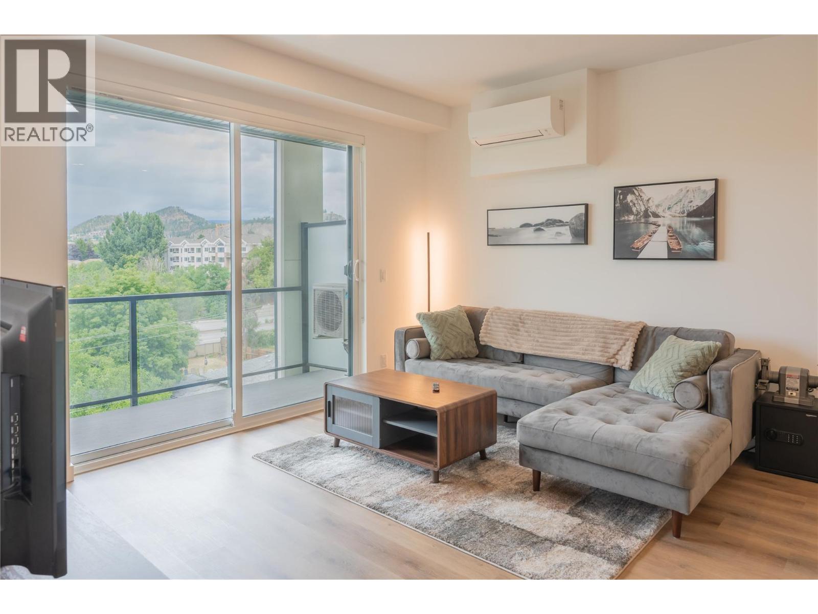 1301 Belaire Avenue Unit# 514