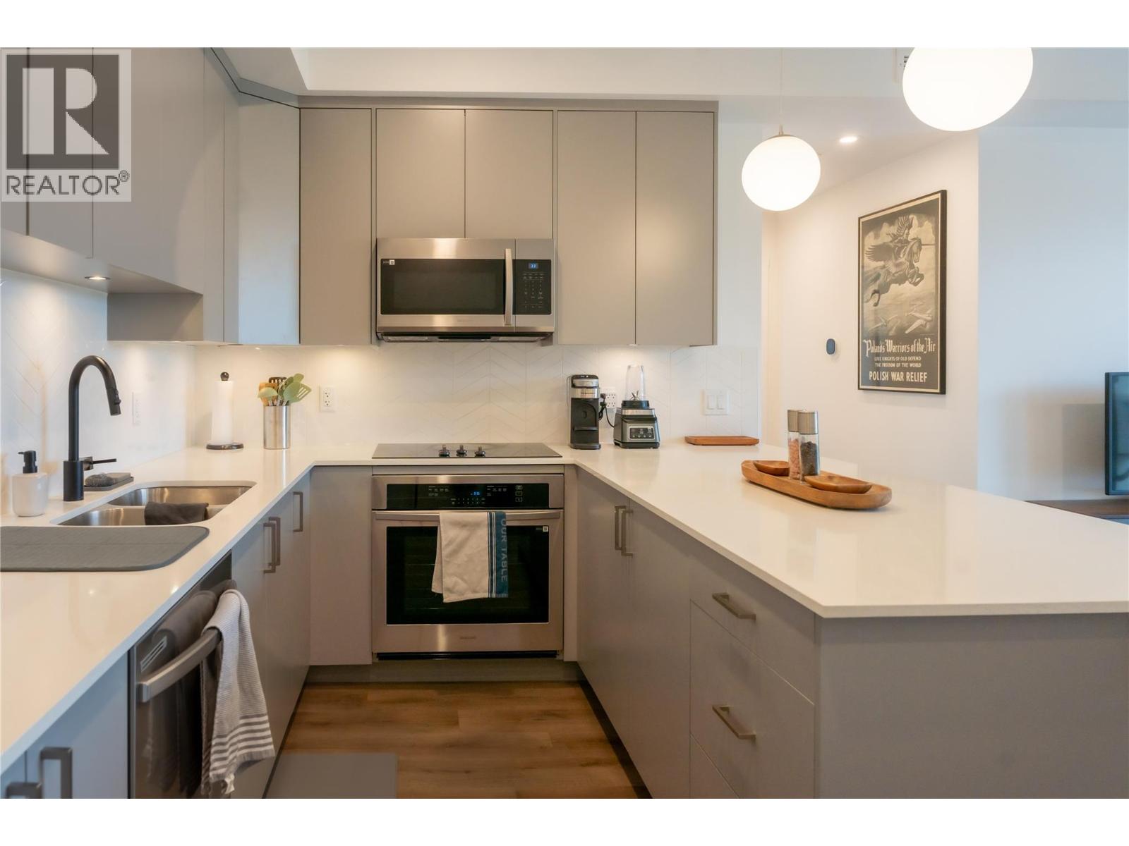 1301 Belaire Avenue Unit# 514