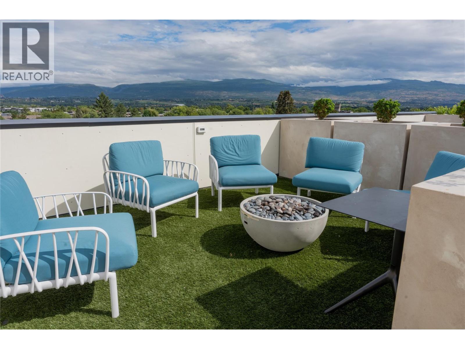 1301 Belaire Avenue Unit# 514