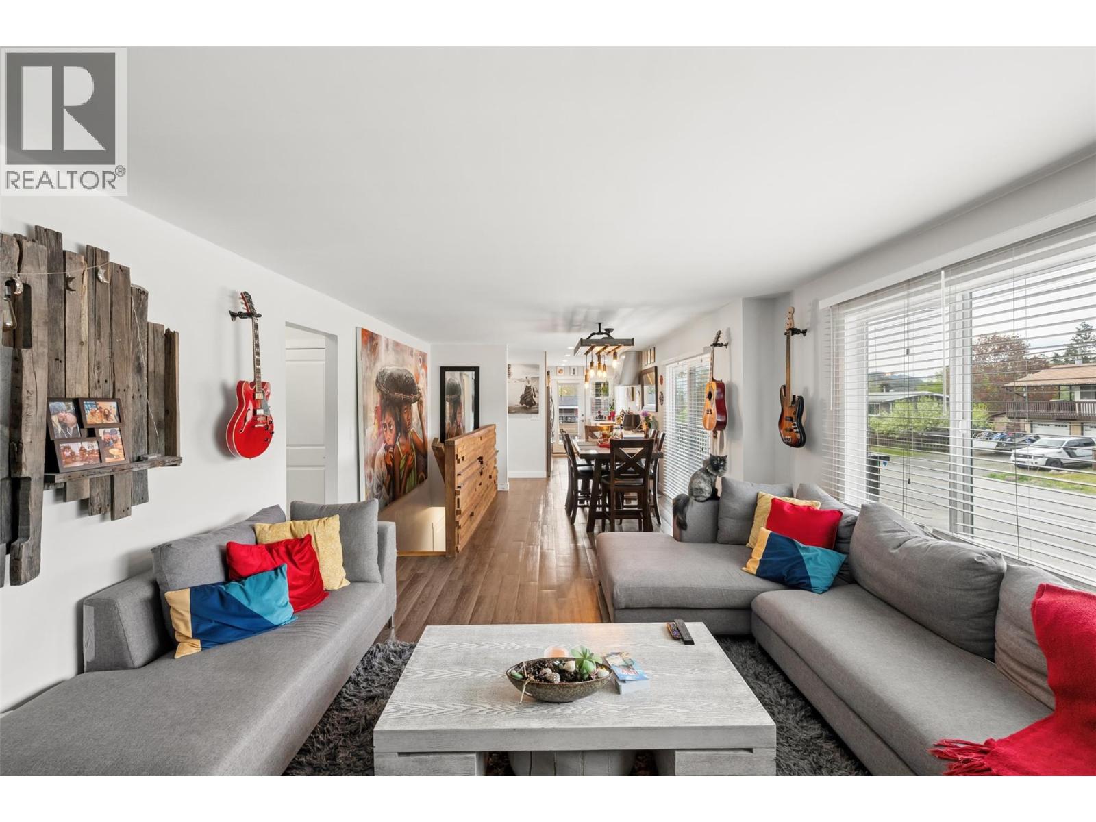 3521 Dunbarton Road
