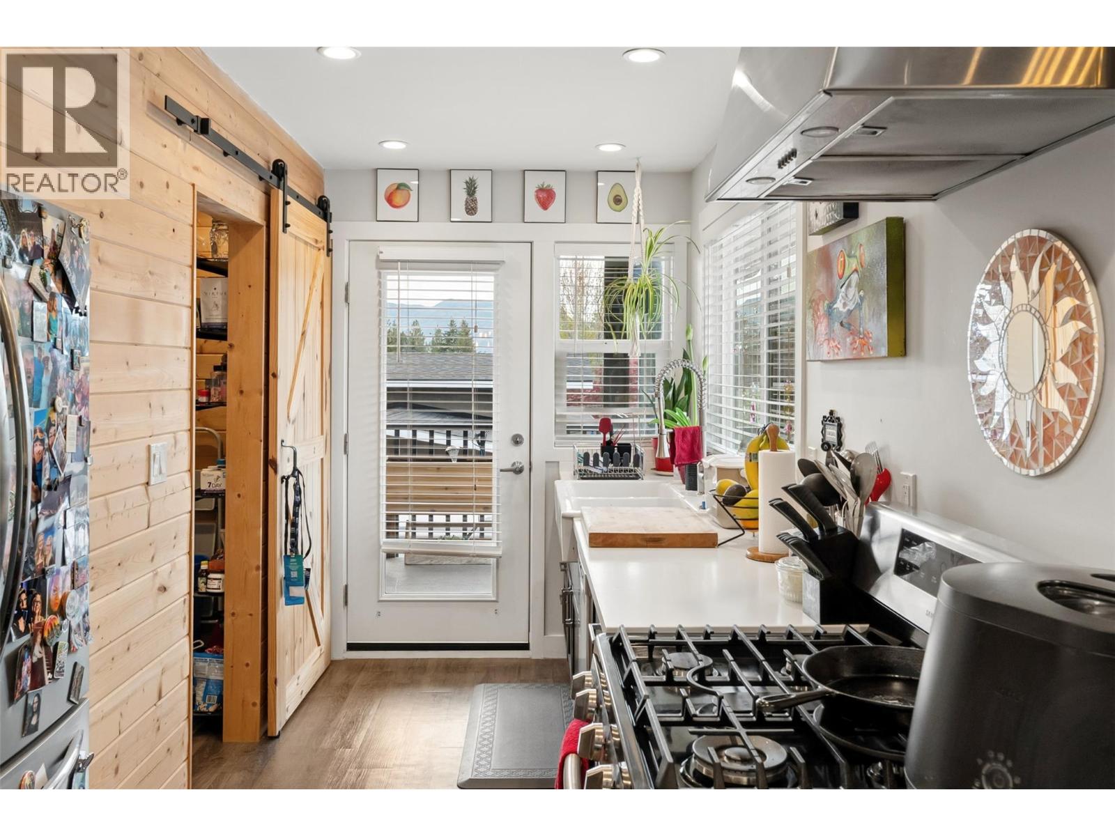 3521 Dunbarton Road