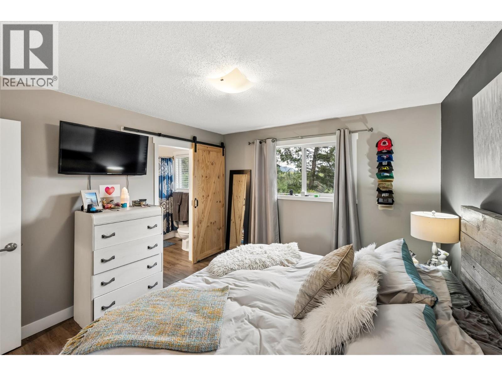 3521 Dunbarton Road