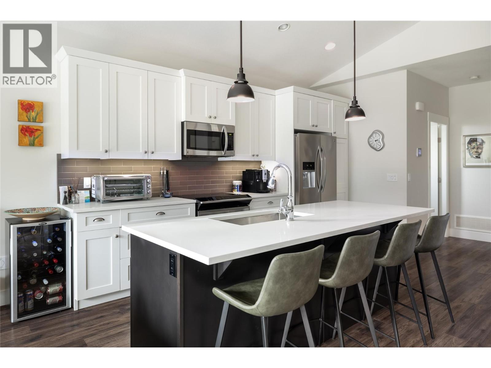 4450 Gordon Drive Unit# 114