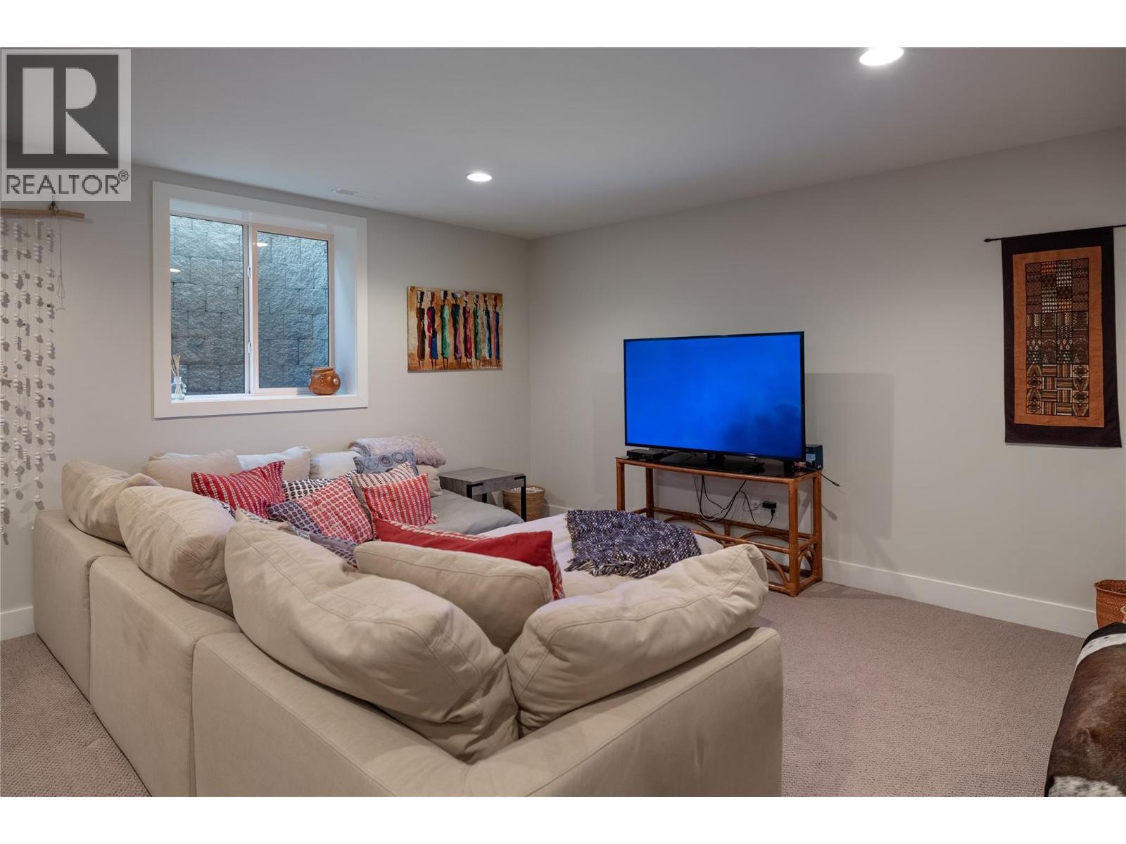 4450 Gordon Drive Unit# 114