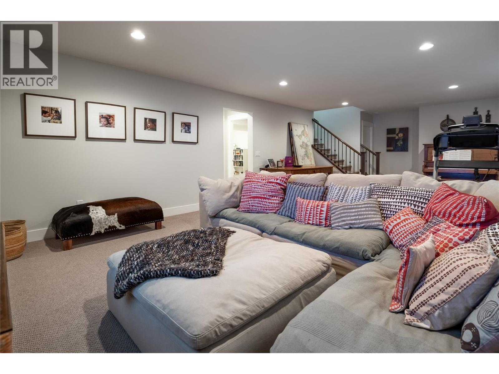 4450 Gordon Drive Unit# 114