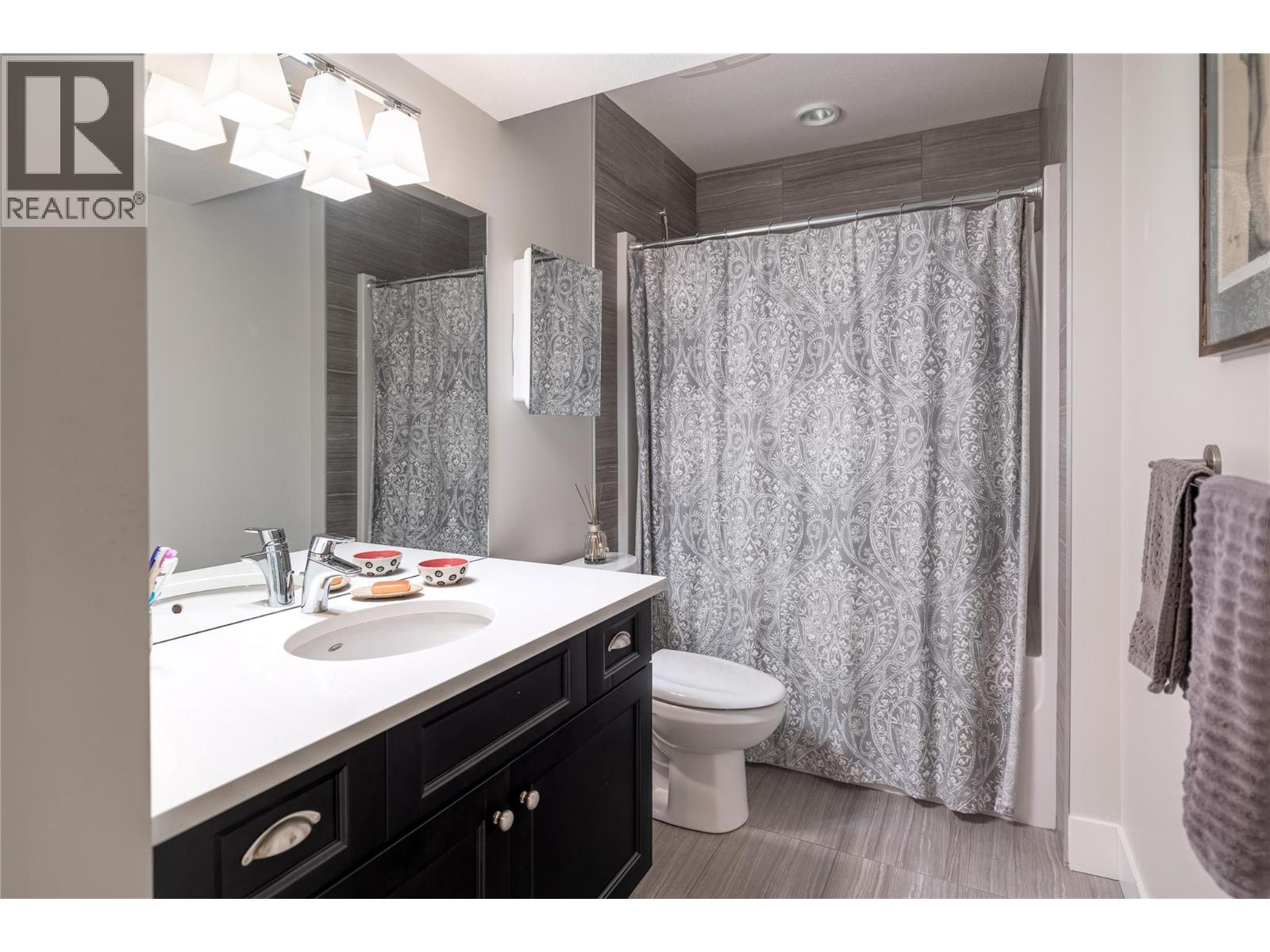 4450 Gordon Drive Unit# 114