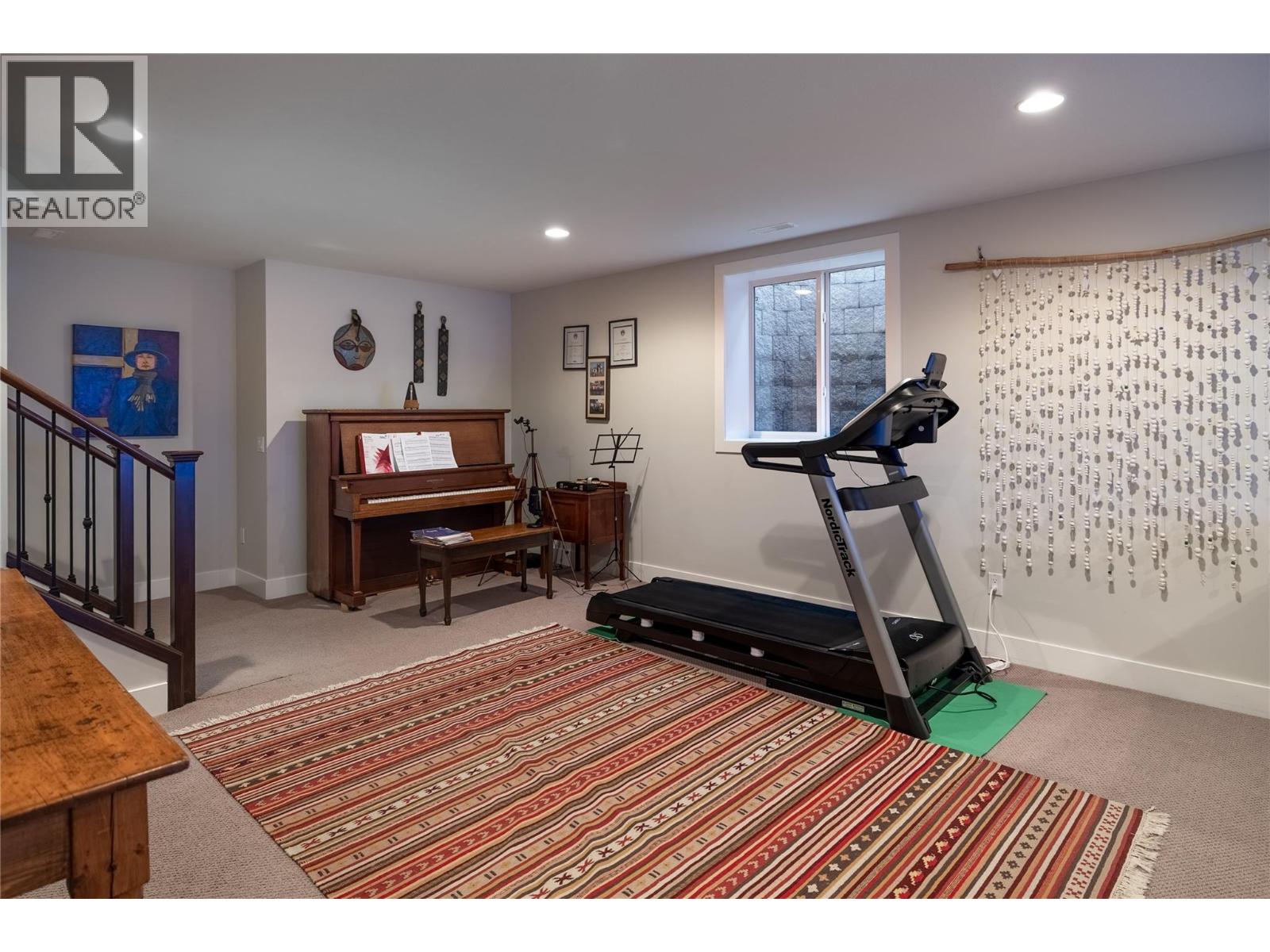 4450 Gordon Drive Unit# 114