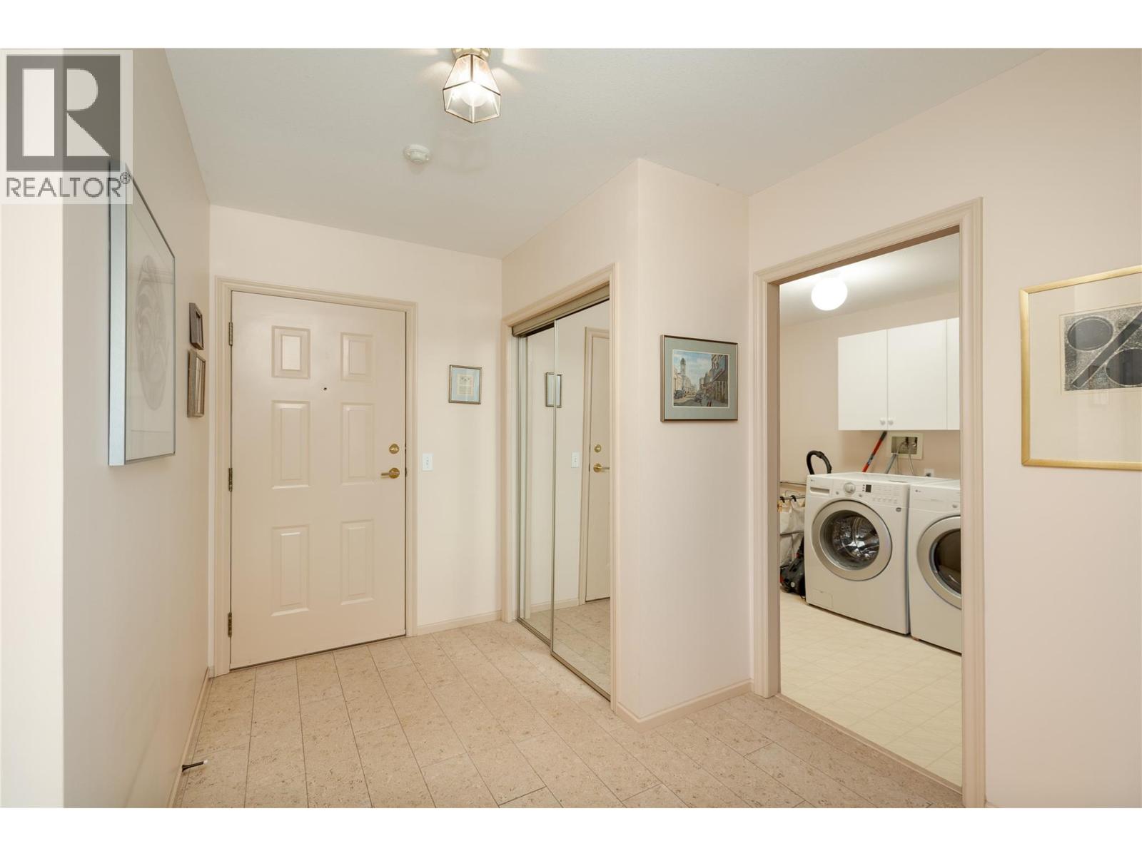 3335 Richter Street Unit# 215