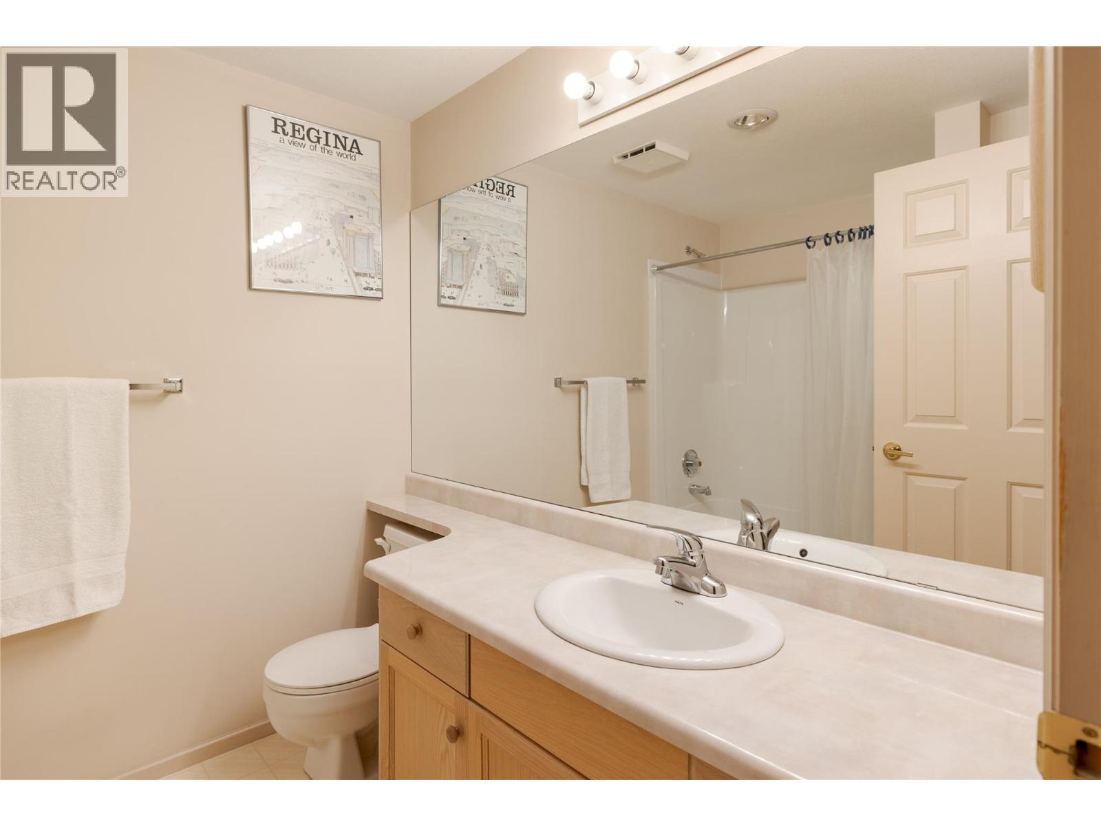 3335 Richter Street Unit# 215