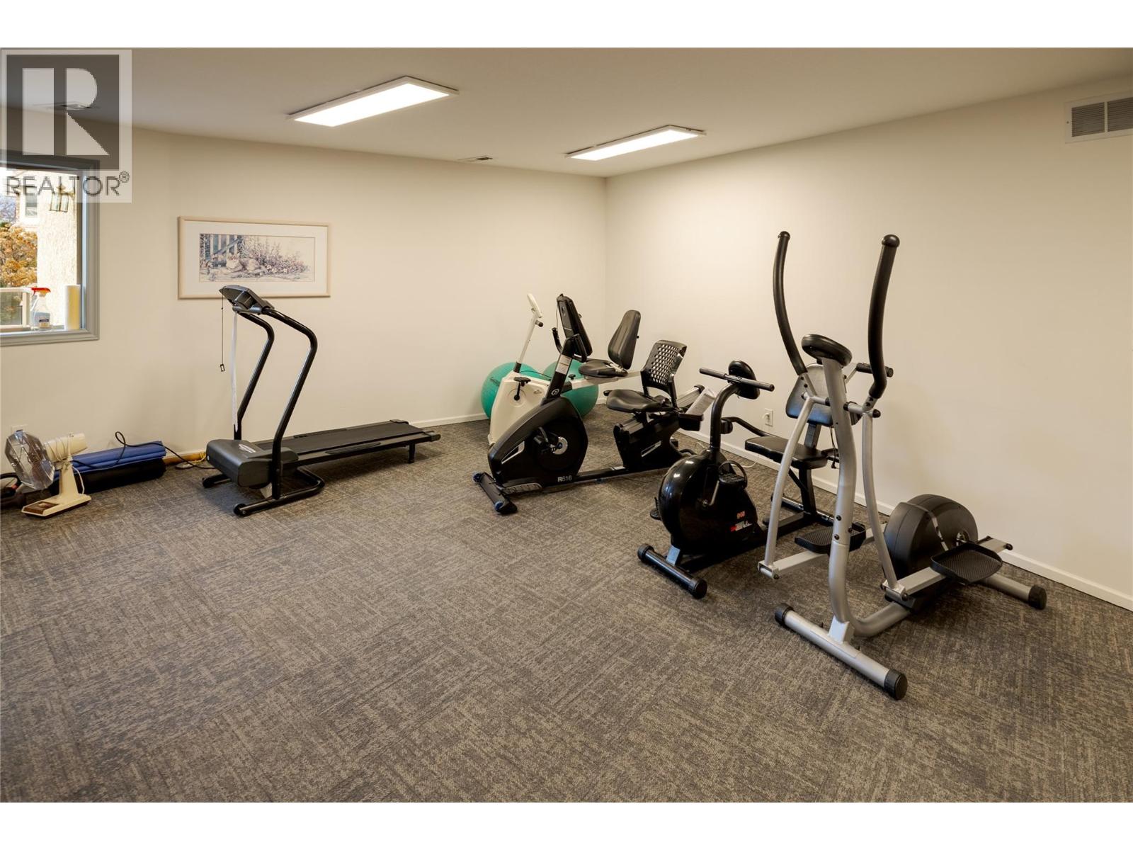 3335 Richter Street Unit# 215