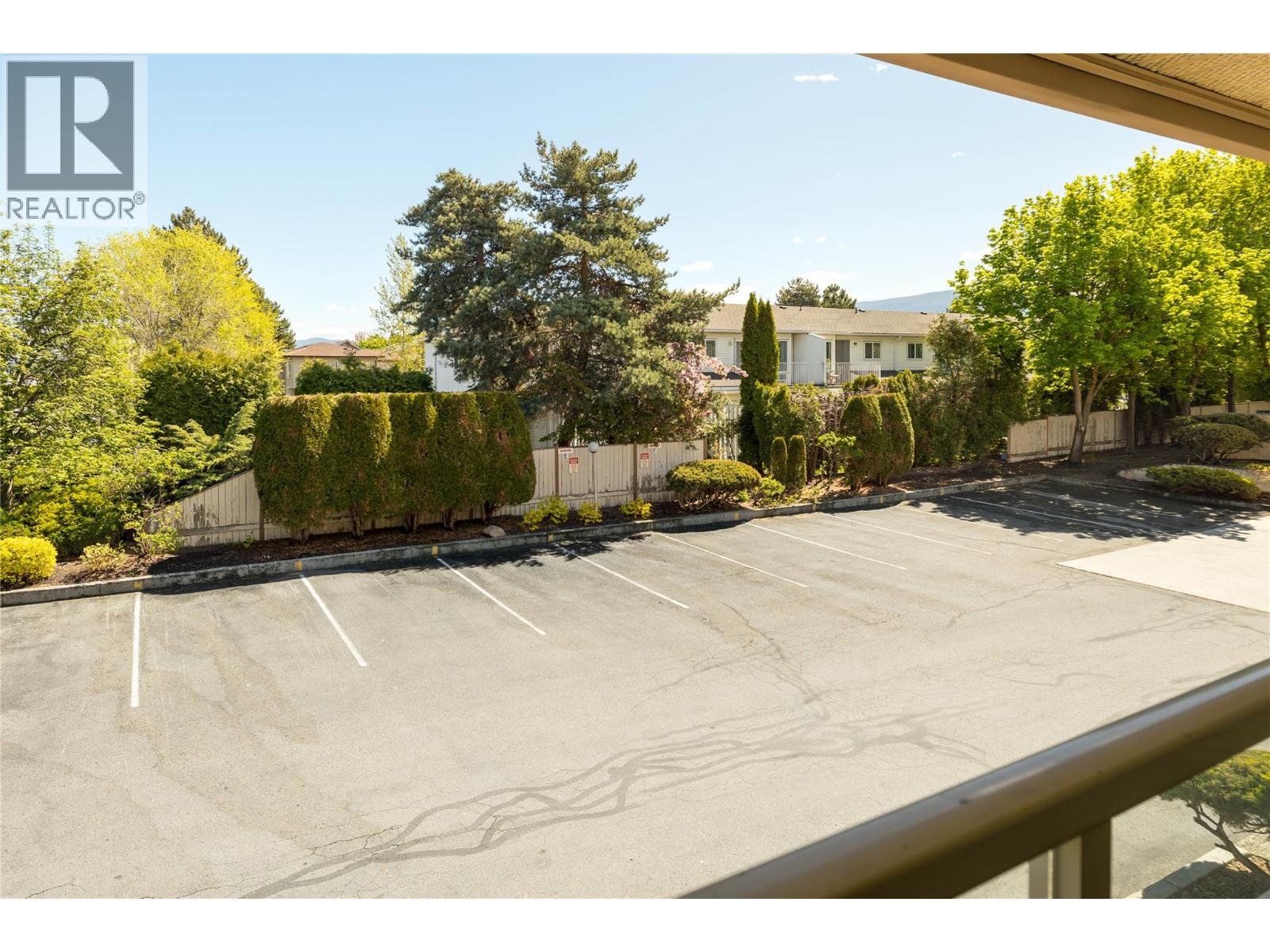 3335 Richter Street Unit# 215