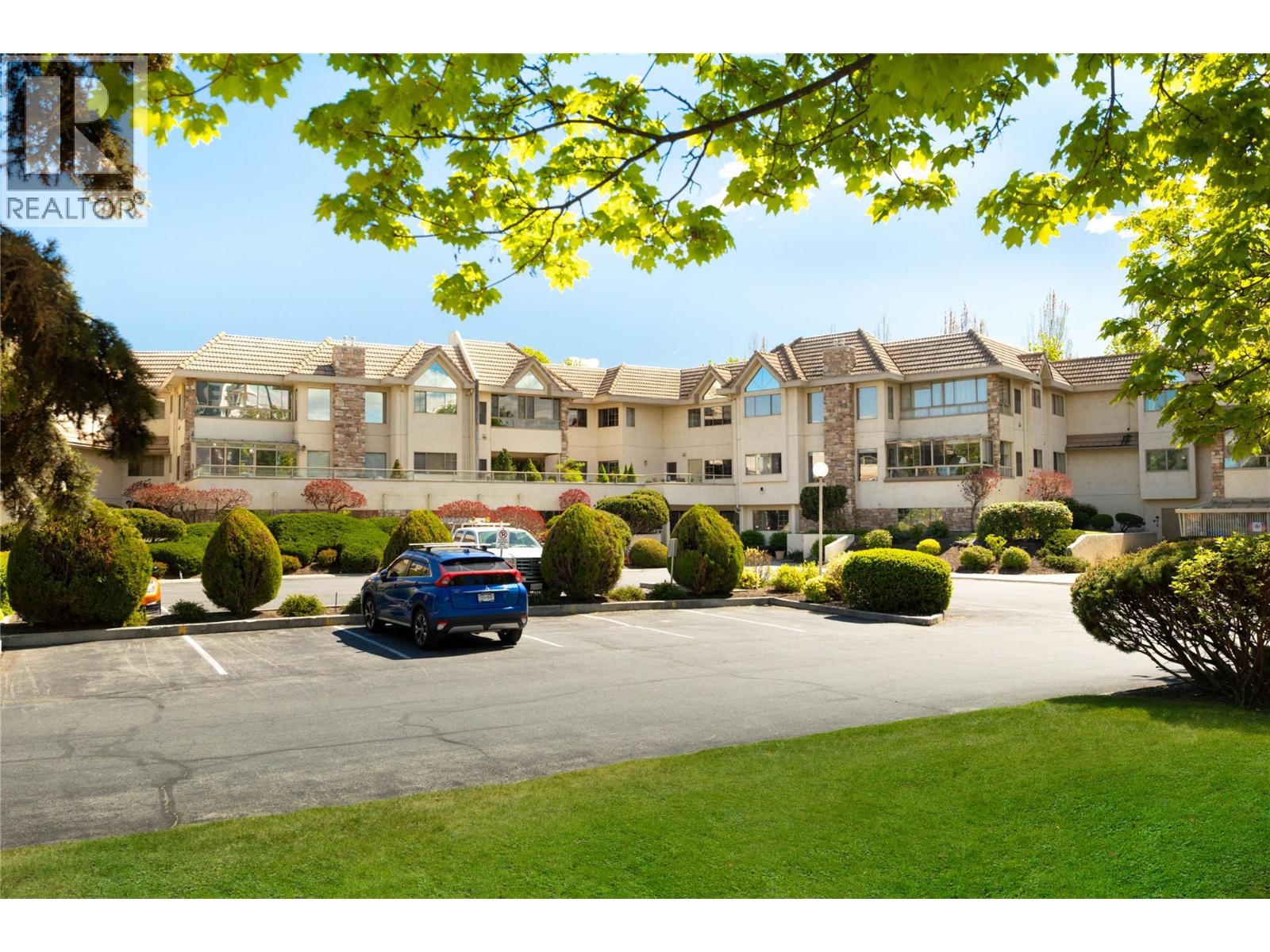 3335 Richter Street Unit# 215
