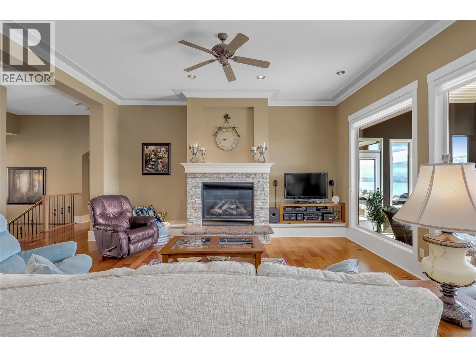 1487 Pinot Gris Drive