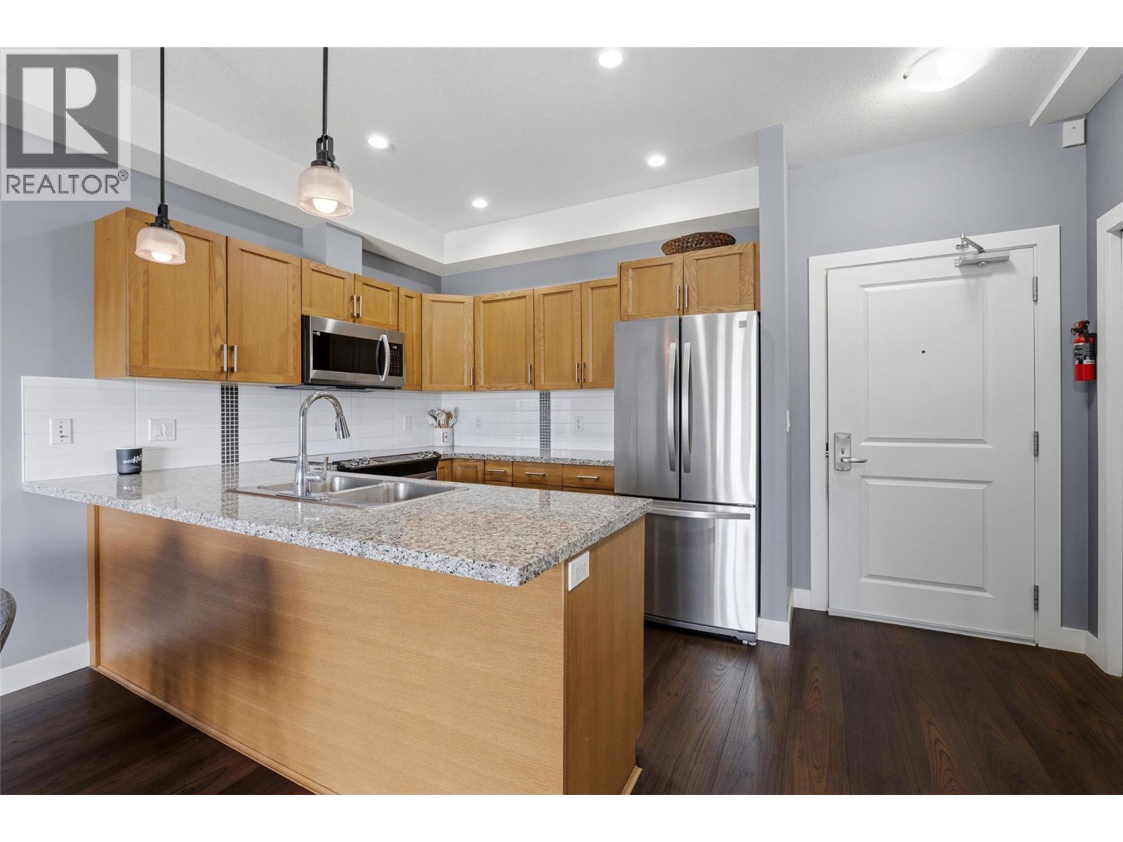 3220 Skyview Lane Unit# 205